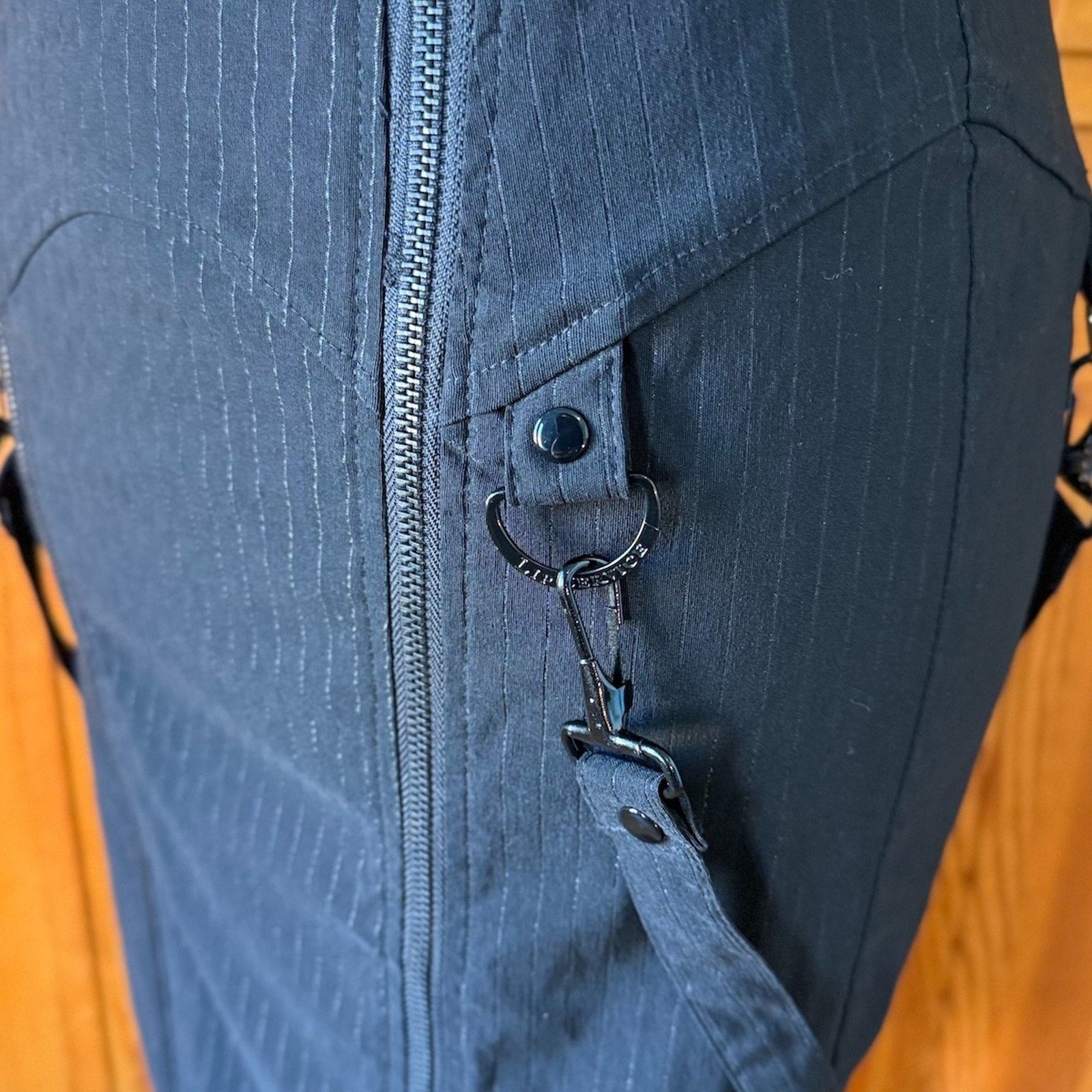 Vintage Lip Service Gangsta Pranksta Goth Punk Lock Bondage Strap Skirt M