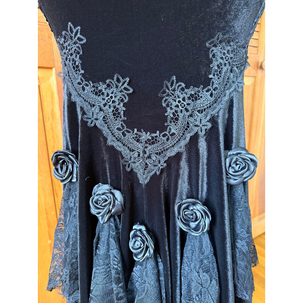 Gothic Victorian Visual Kei Velvet & Lace Black Rose Fury Mermaid Long Skirt