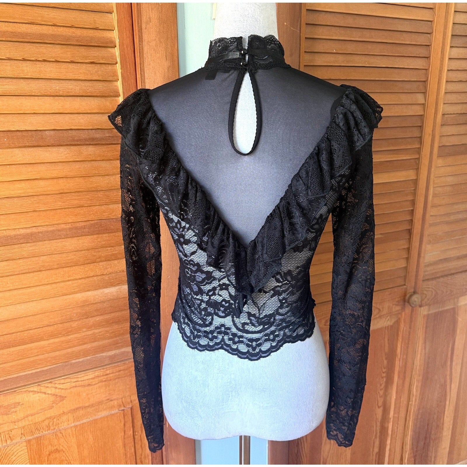 Dolls Kill Garden Goth Gothic Victorian Rose Thorn Black Lace Ruffle Top