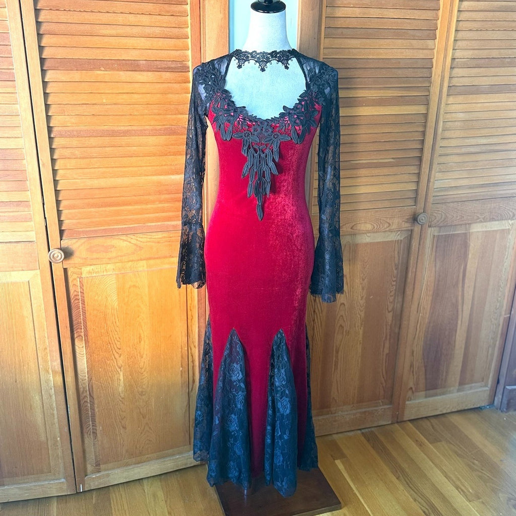 Gothic Victorian Vampire Blood Flowers Red Velvet & Black Lace Gown Dress