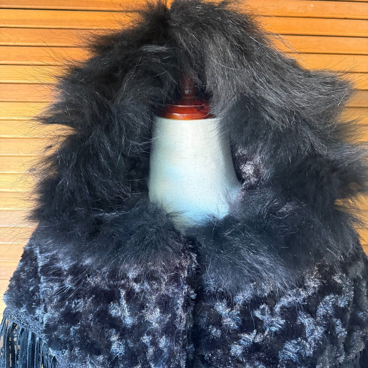 Vintage RQ-BL Gothic Victorian Dark Cottage EGL Vkei Black Faux Fur Hood Cape OS