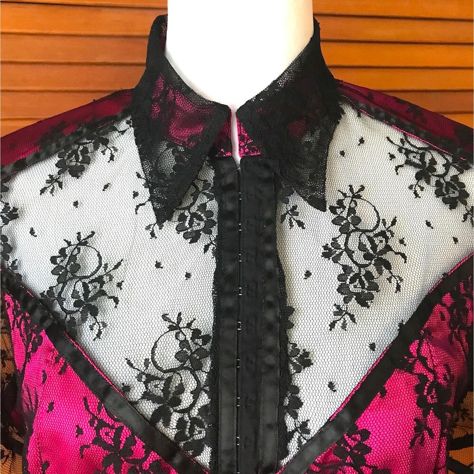 Vintage Lip Service Gothic Victorian Y2K Coquette Fuchsia Black Lace Top XL