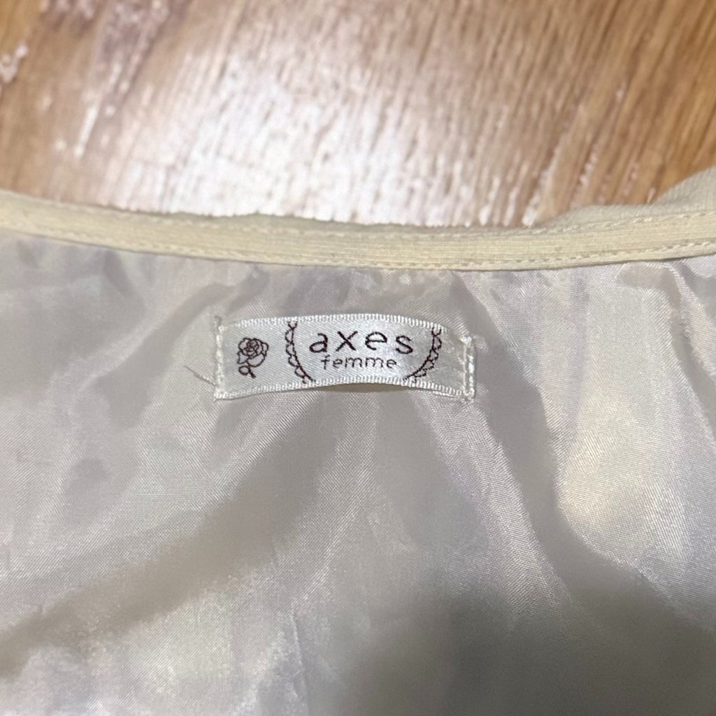 Axes Femme J-fashion Kawaii Victorian Dolly Himekaji Ivory Carousel Dress M