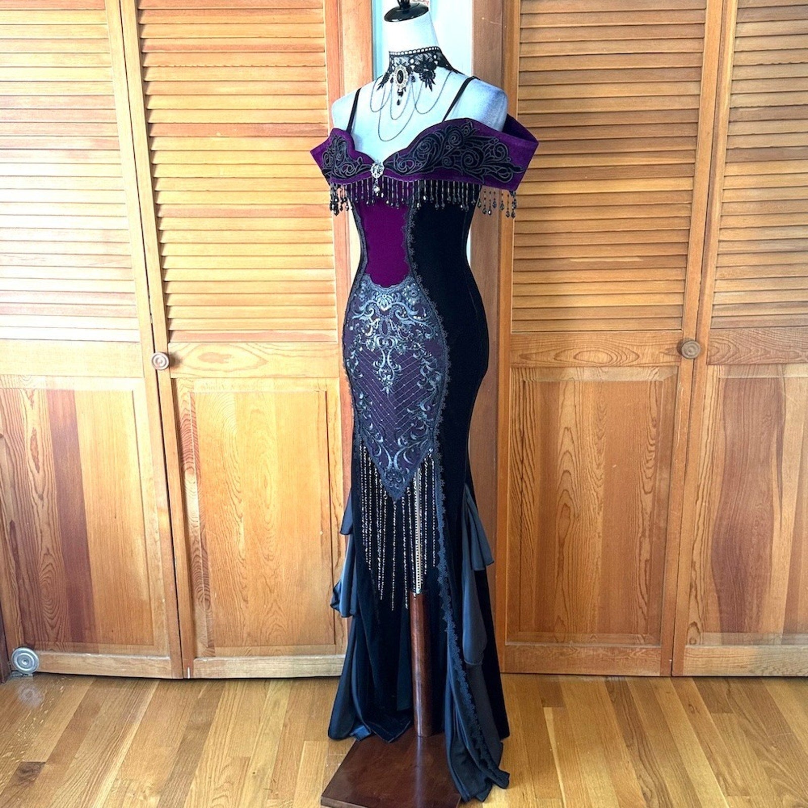 Devil Fashion Gothic Victorian 'Vampire Masquarade' Purple Black Velvet Gown