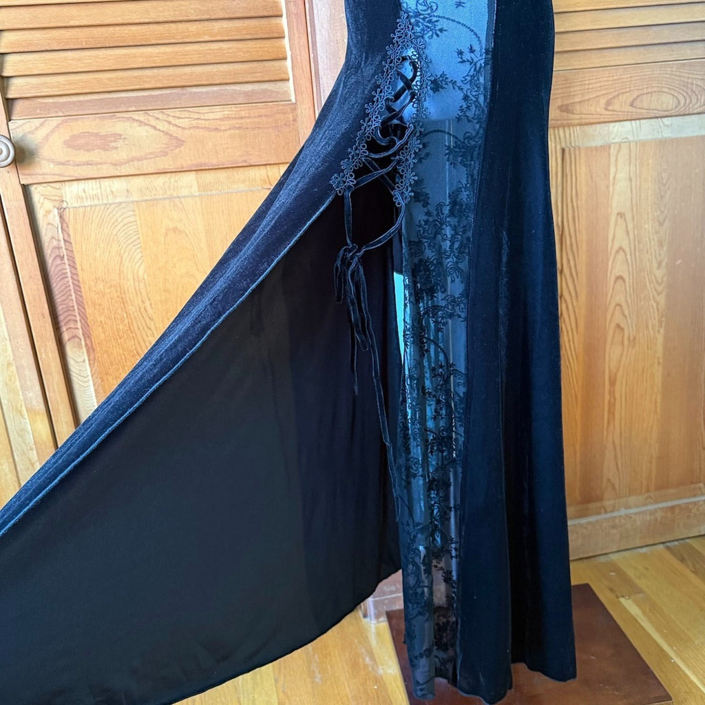 Devil Fashion Gothic Victorian Vampire "Velvet Maiden" Lace Long Gown Dress