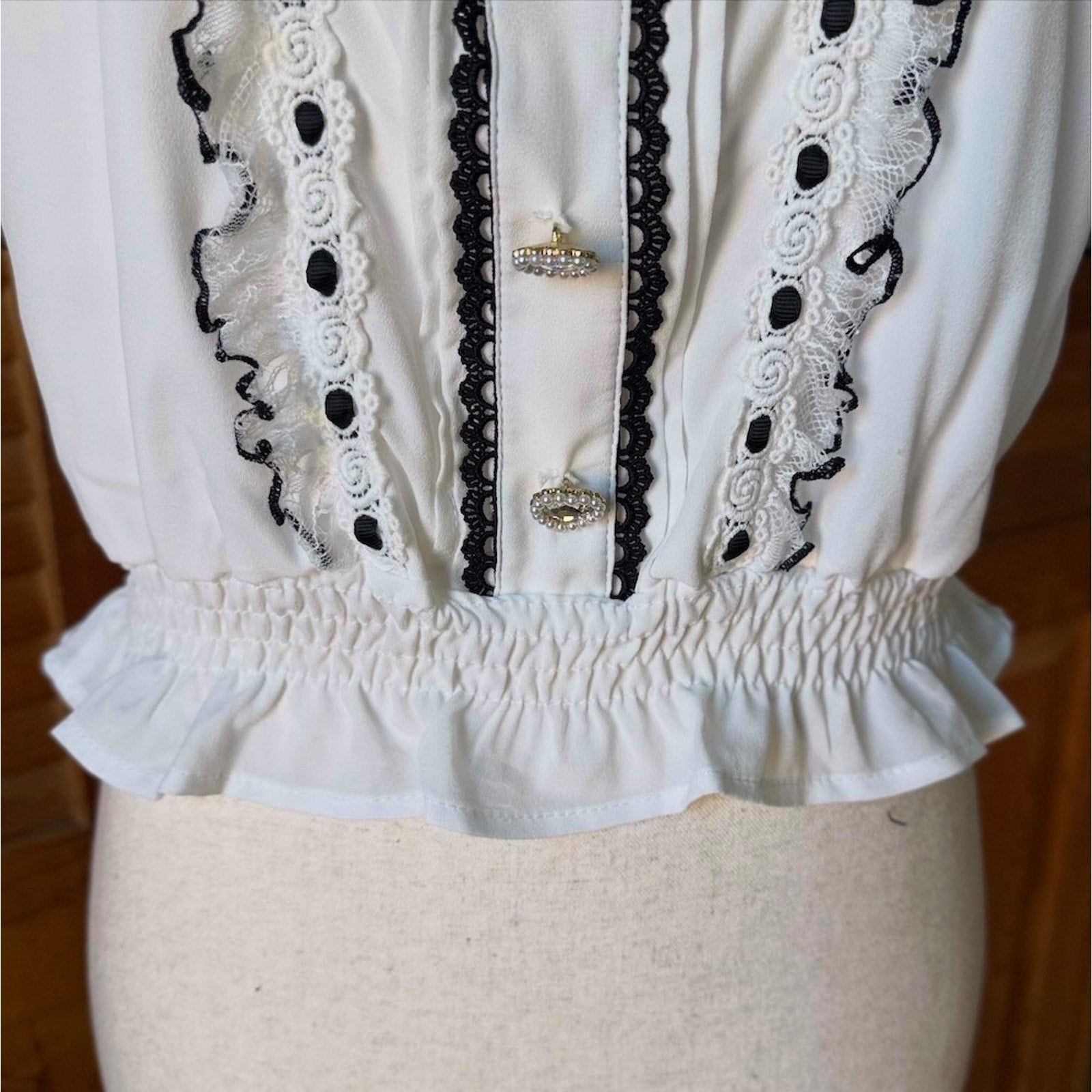 J-fashion Jirai Kei Gyaru Ryousangata Harajuku Bow Heart White Blouse Top