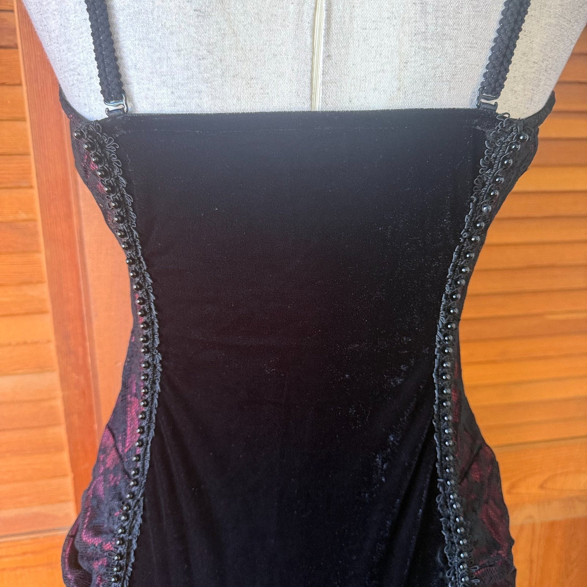 Devil Fashion Gothic Victorian Vampire Bloody Garden of Delight Gown Dress