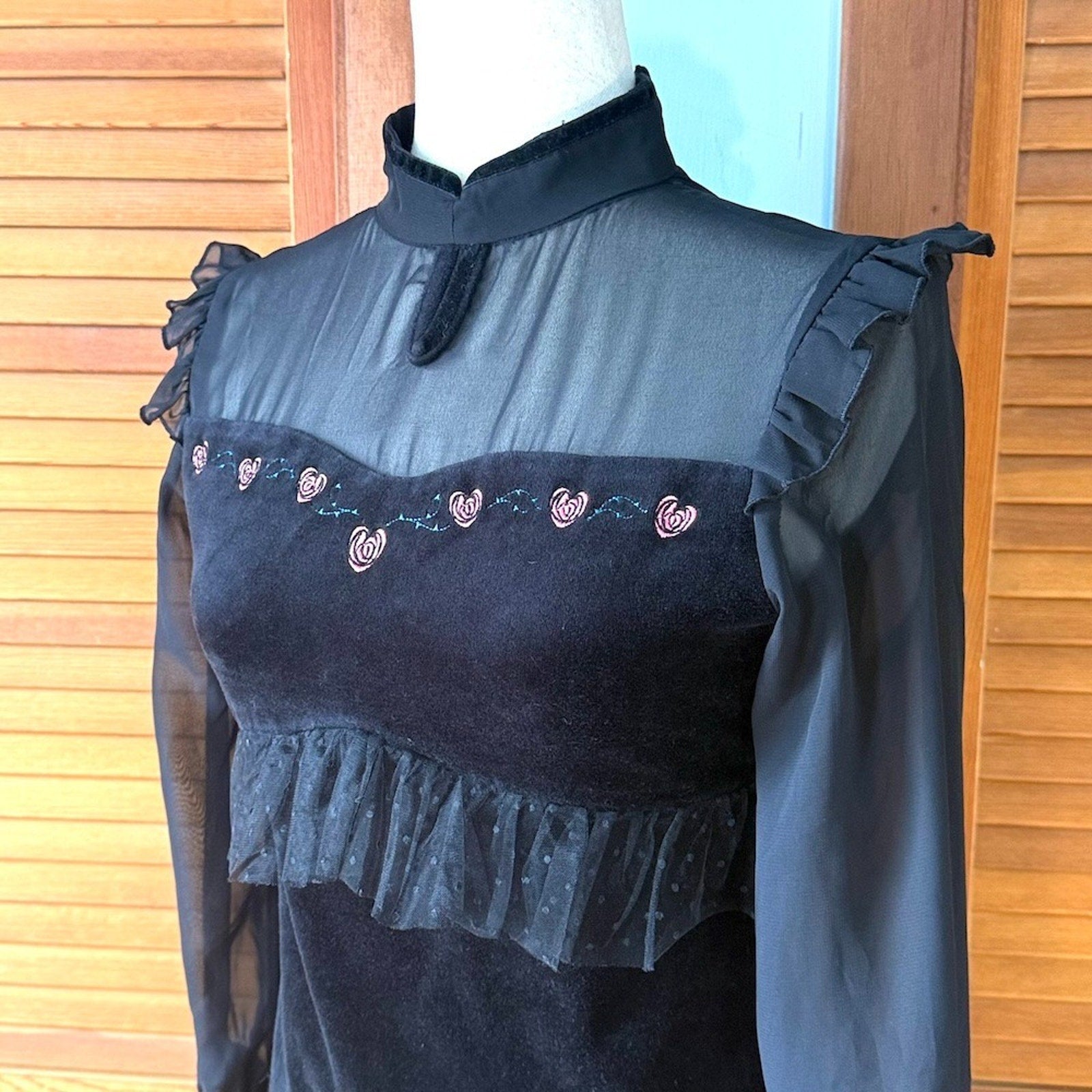 J-fashion Gyaru Jirai Kei Dollcore Black Velvet Pink Rose Heart Mini Dress XS