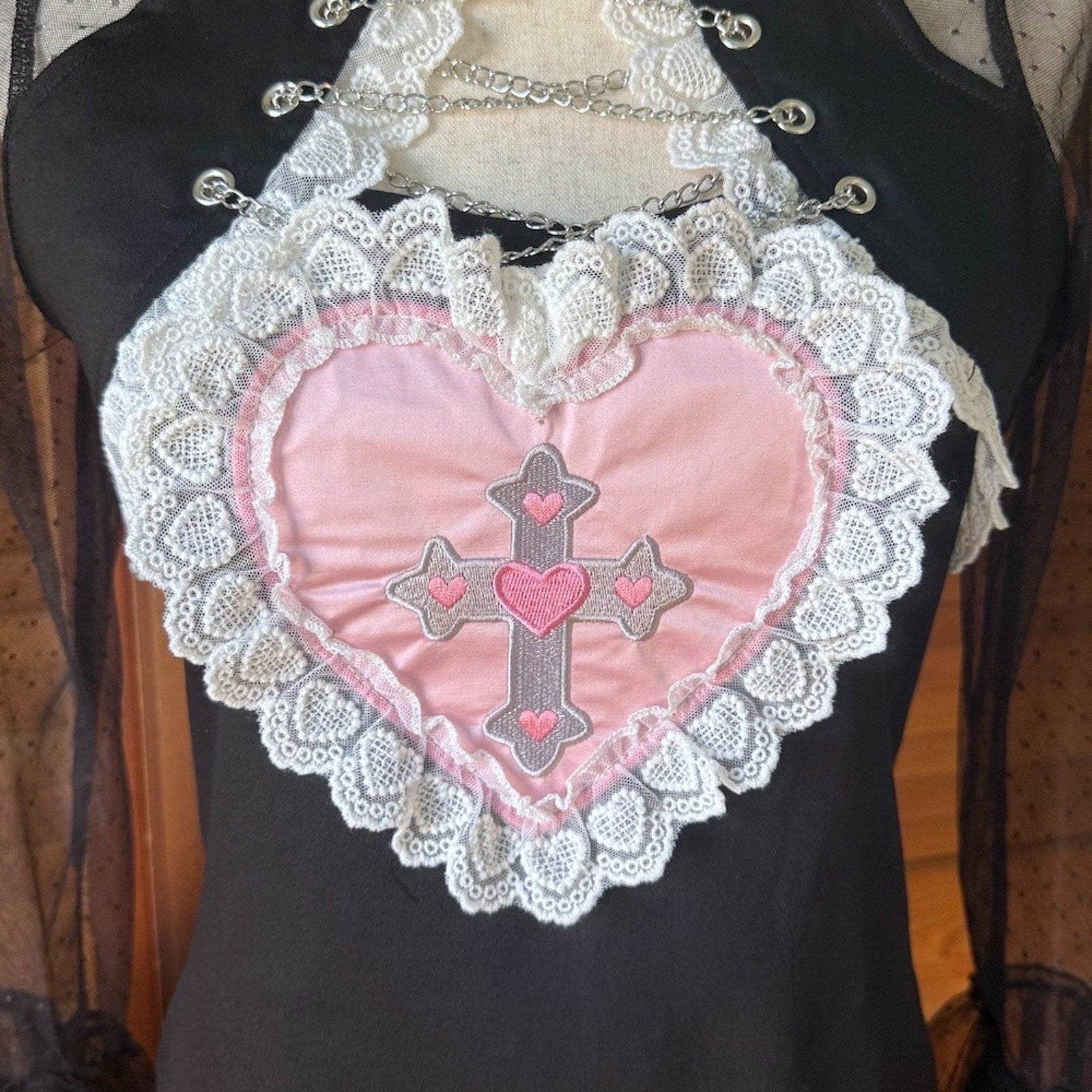 J-fashion ACDC Rag EGL Punk Gyaru Harajuku Goth Black Pink Heart Chain Top S-M