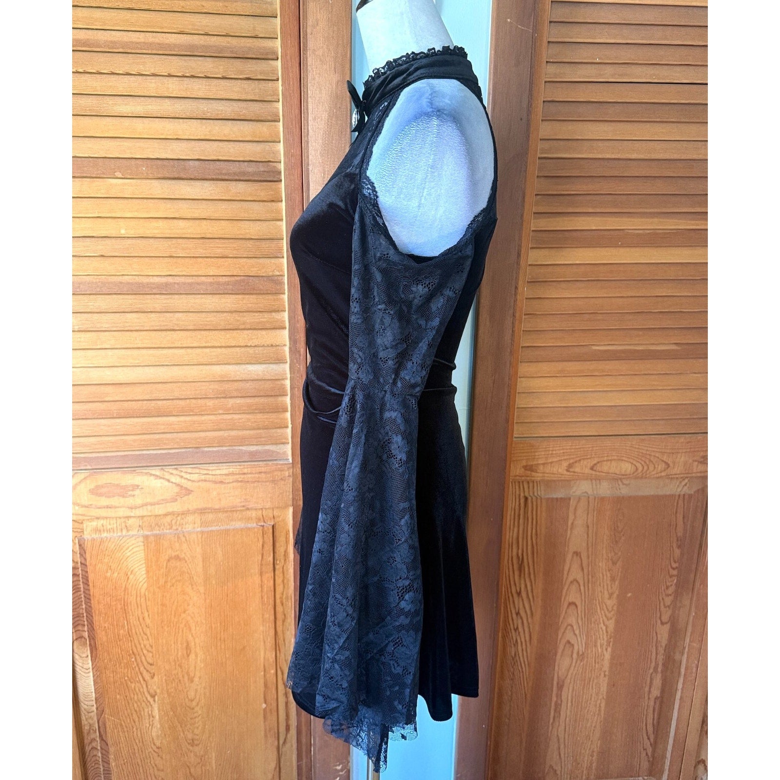 Gothic Lolita Victorian I Heart Thee Black Velvet & Lace Mini Dress