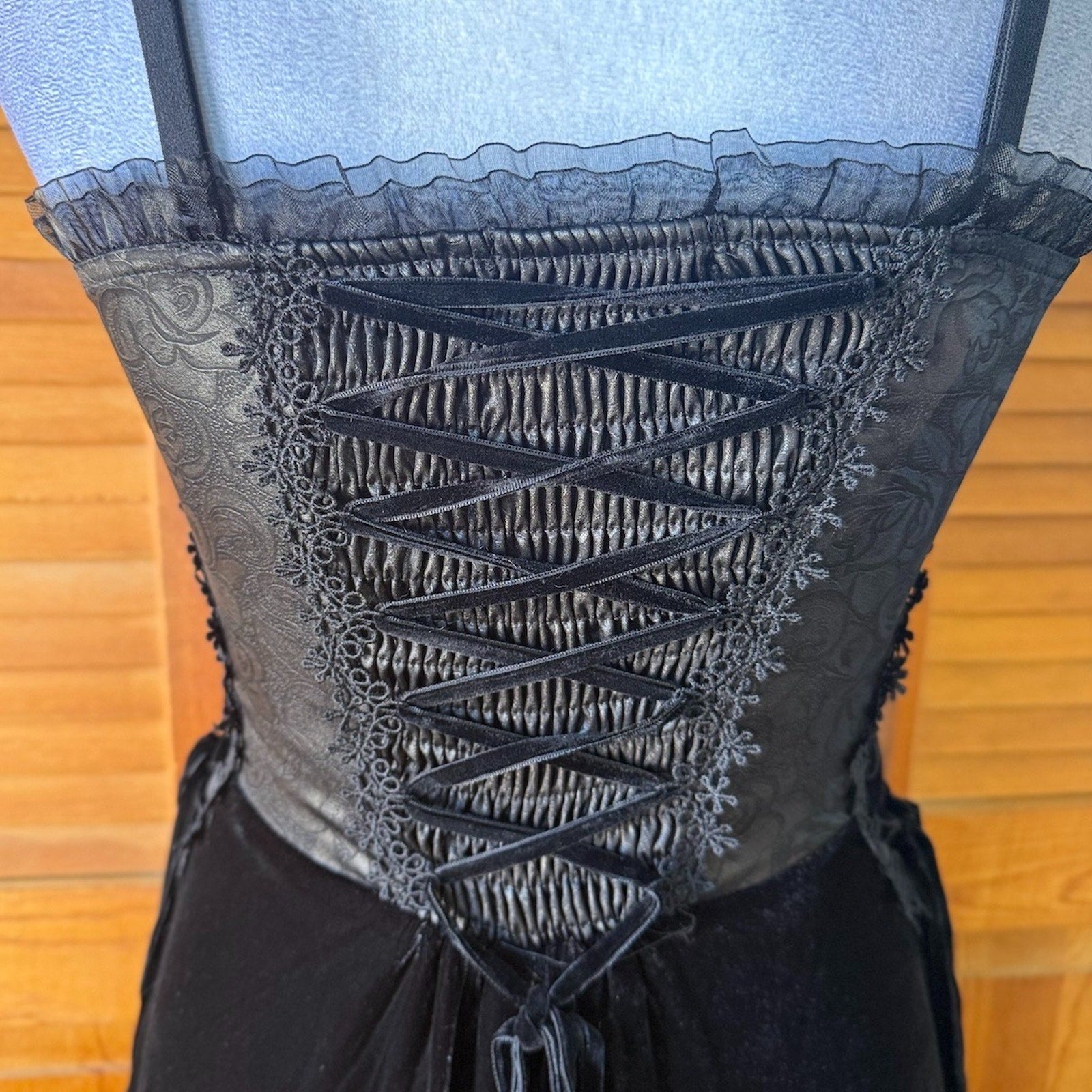 Devil Fashion Gothic Victorian Vampire In the Cover of the Night Black Dress