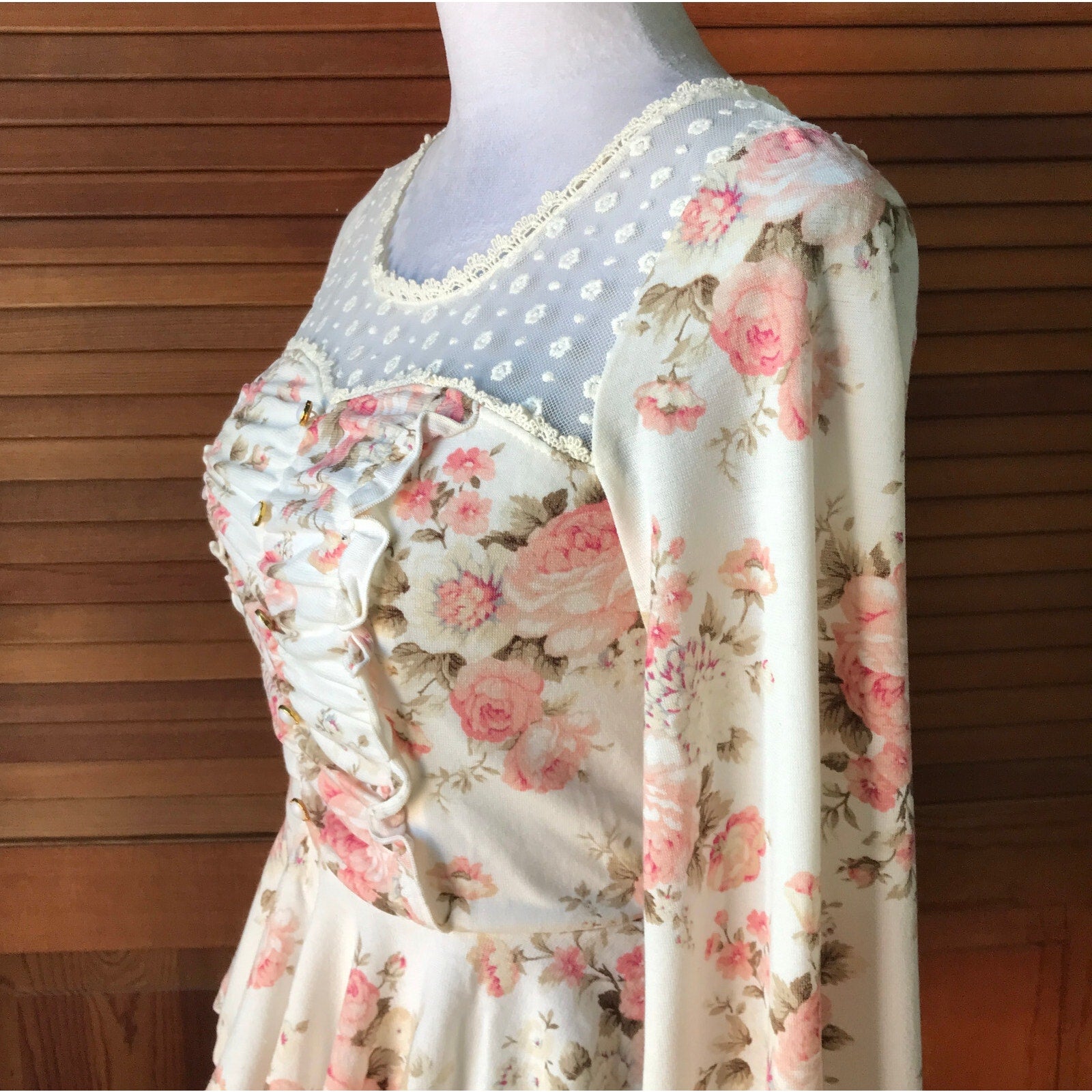 Liz Lisa Style Victorian Lolita Kawaii J-fashion White Pink Rose Peplum Top S