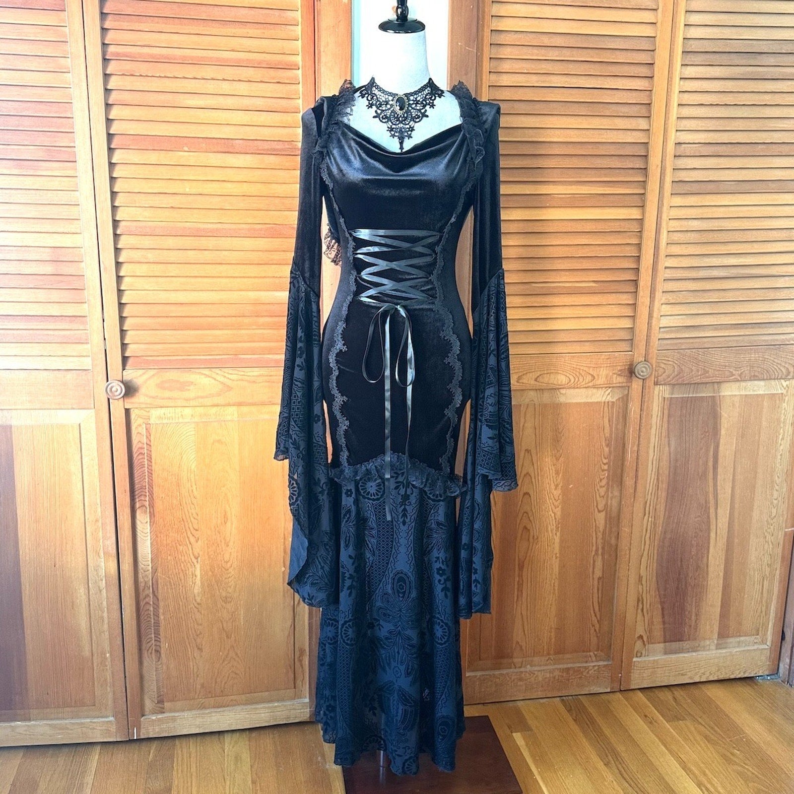 Gothic Victorian Vampire Witchcore Sabbath Night Out Black Velvet Hooded Dress