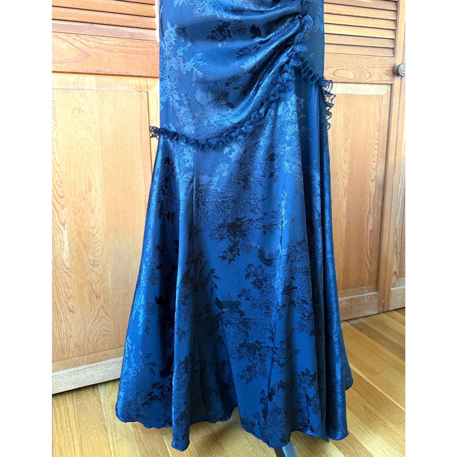 Gothic Victorian Flower Satin Gathered Side Mermaid Maxi Skirt S-M