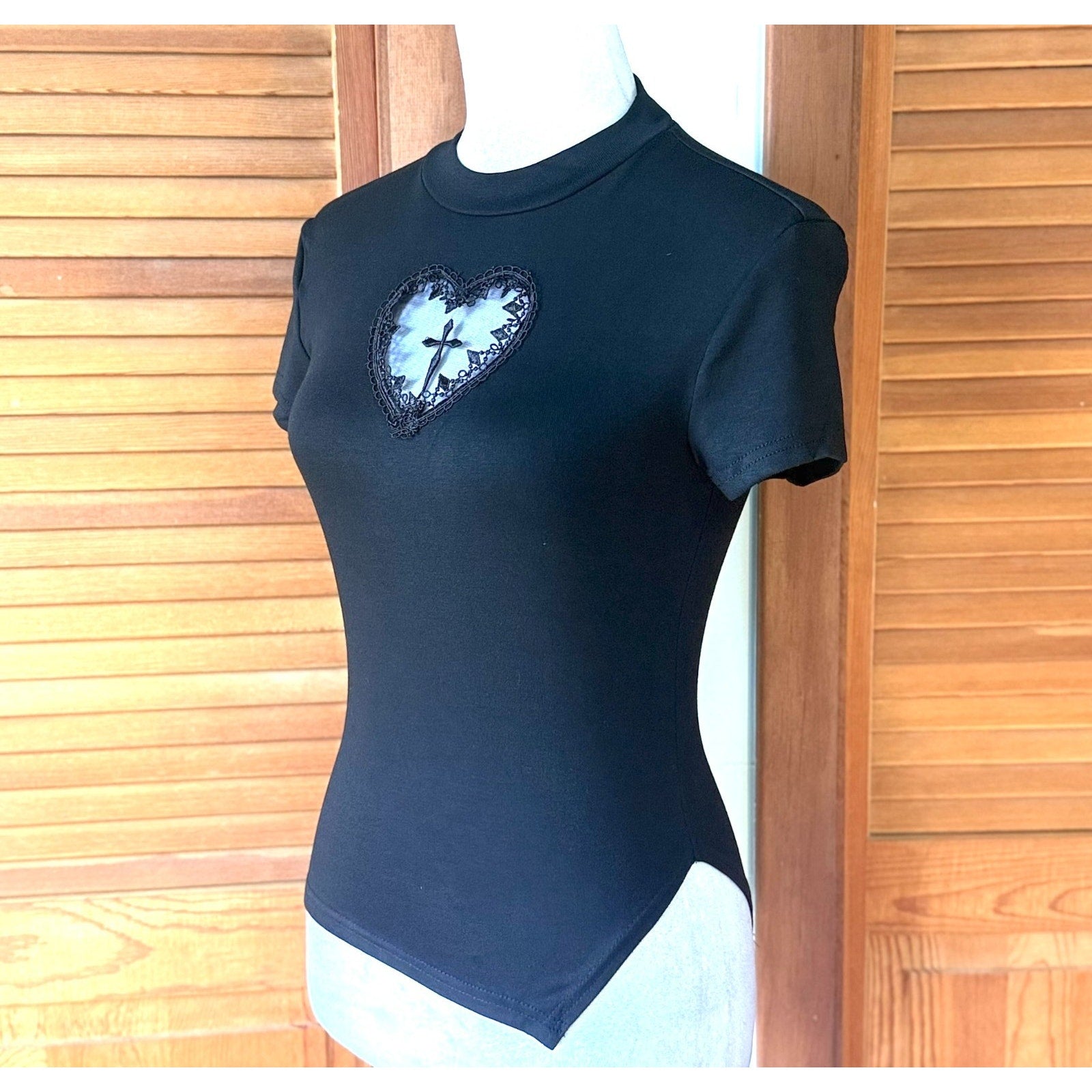 Gothic Lolita EGL Punk Victorian Heart & Cross Black Short Sleeve Tee Top