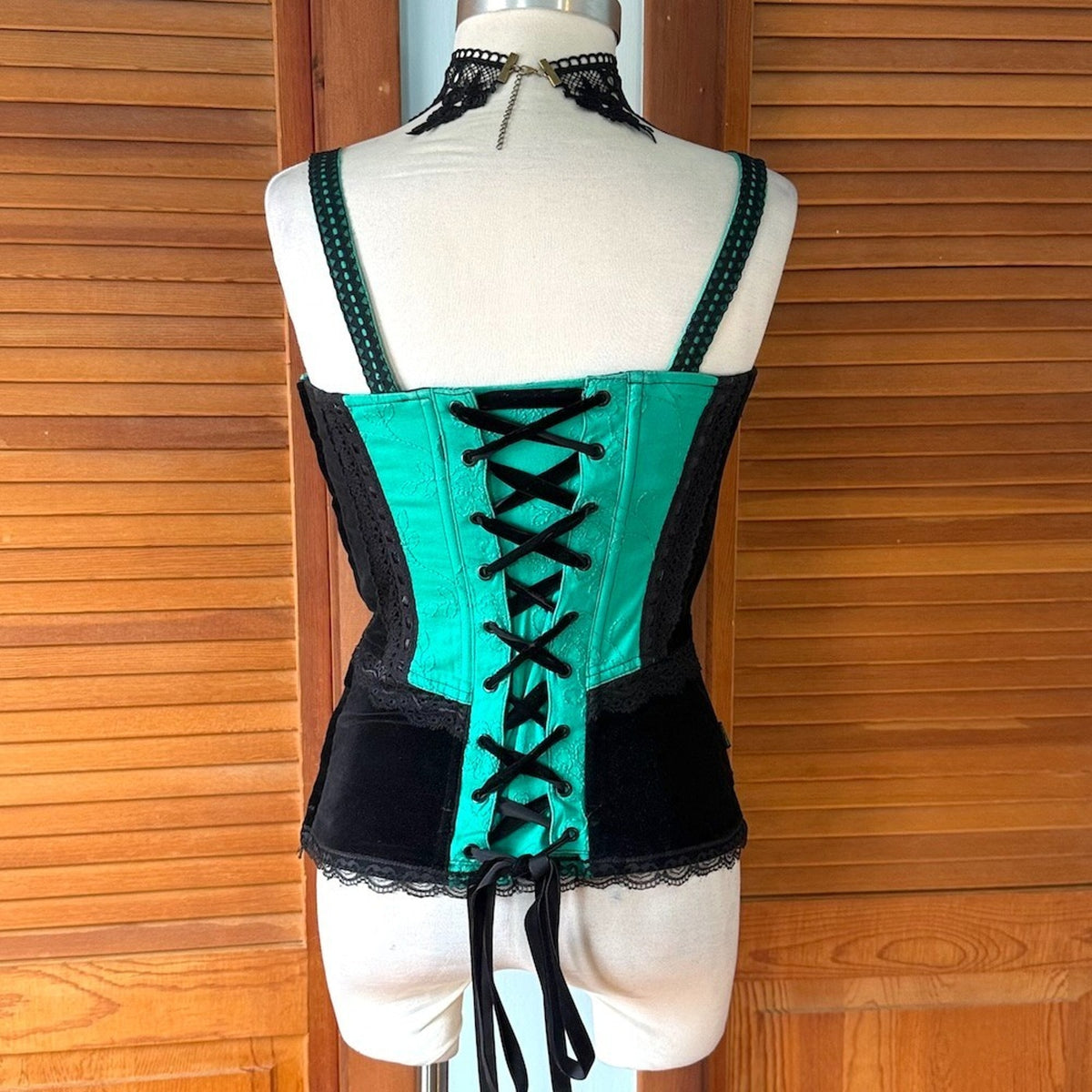 Vintage Tripp NYC Black Velvet Green Jacquard Lace Up Front & Back Corset Top L