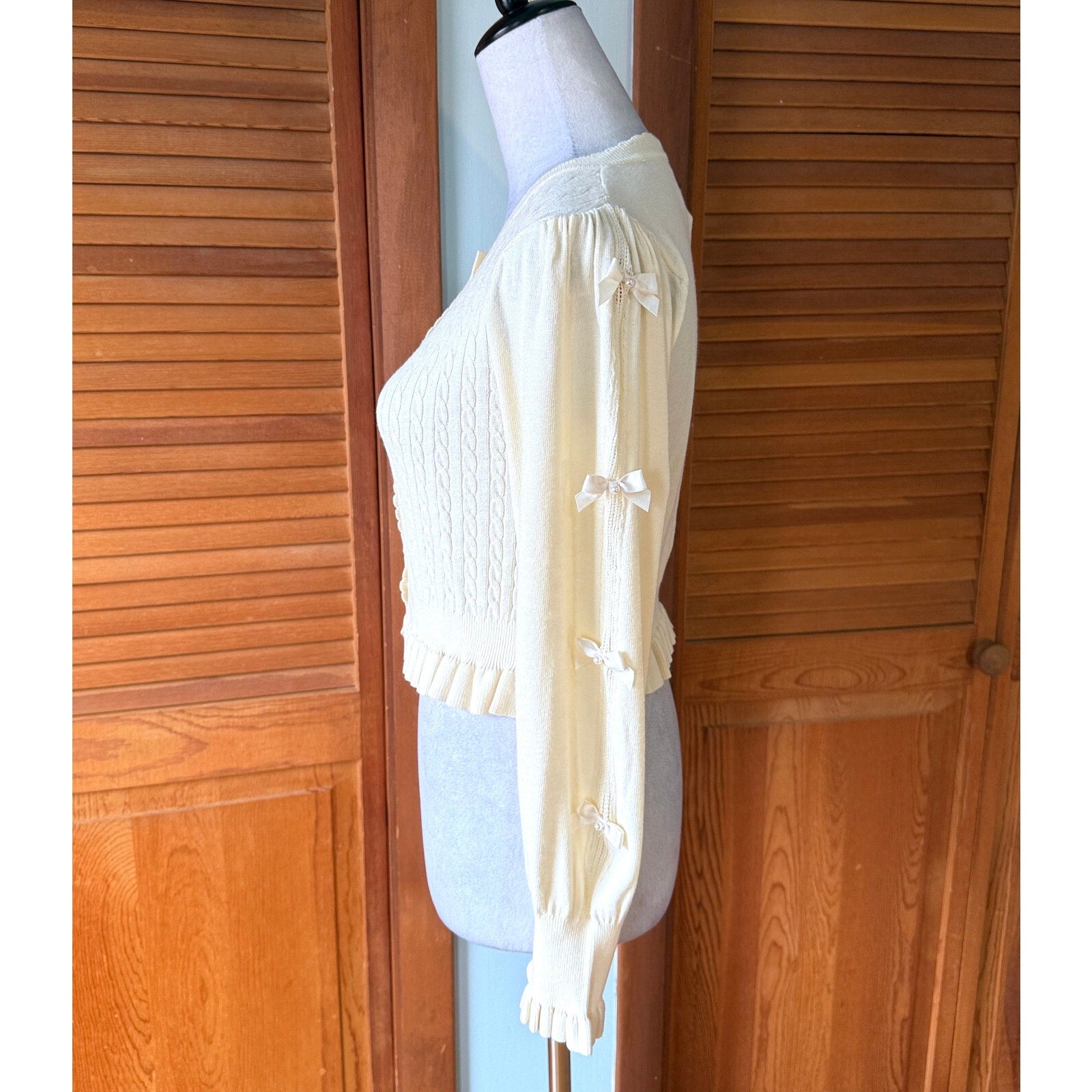 Axes Femme Jfashion Kawaii Cottage Ivory Textured Bow Sleeve Cardigan Sweater M