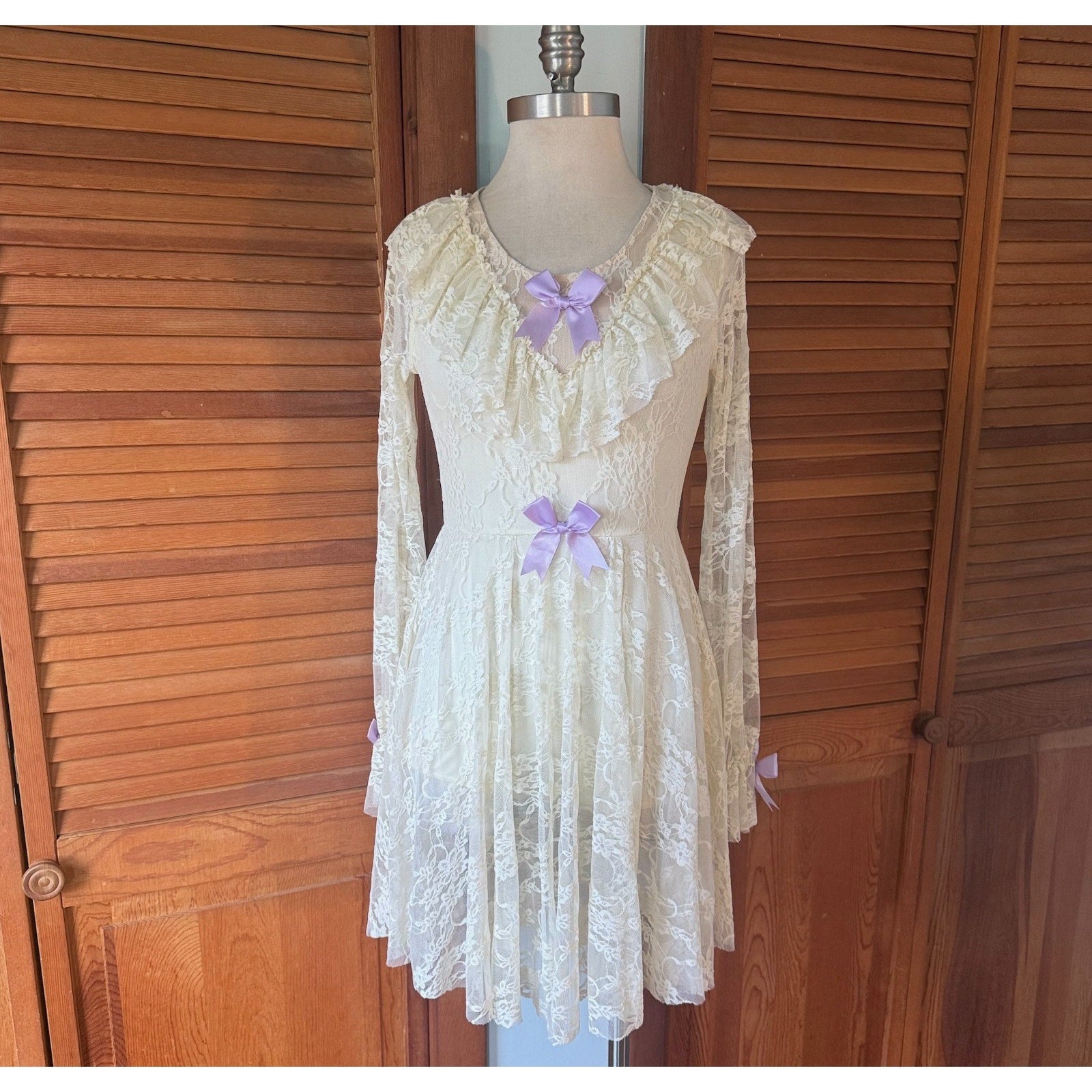Lolita Kawaii EGL Dollcore Ballet Cottage Ivory Lace Ruffle Dress w/ Bows M