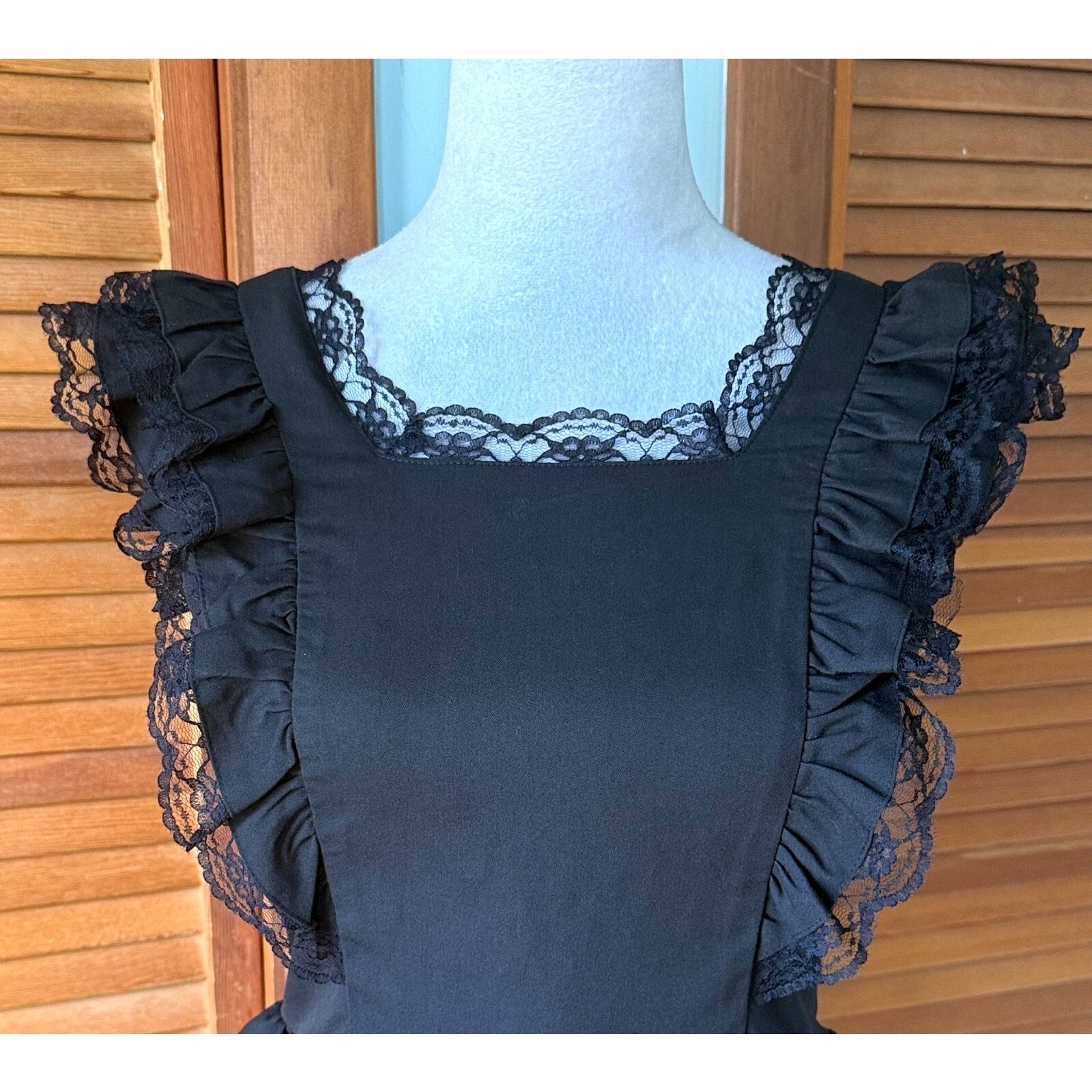 Evelyn Gothic Lolita Victorian EGL J-fashion Jirai Black Ruffle Peplum Top M