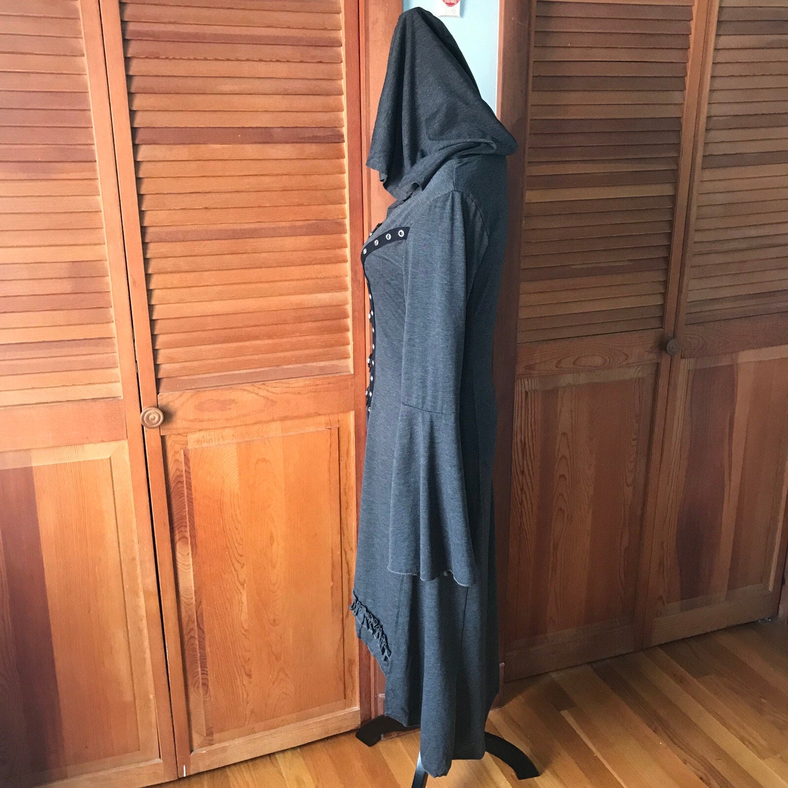 Goth Punk Emo Witchy Y2K Hooded Gray Buckle High-Low Duster Jacket Top Dress S