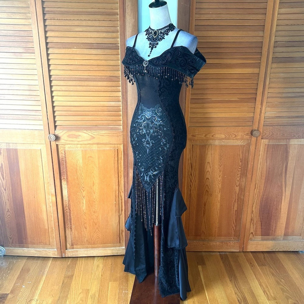 Devil Fashion Gothic Victorian 'Vampire Masquerade' Black Velvet Beaded Gown
