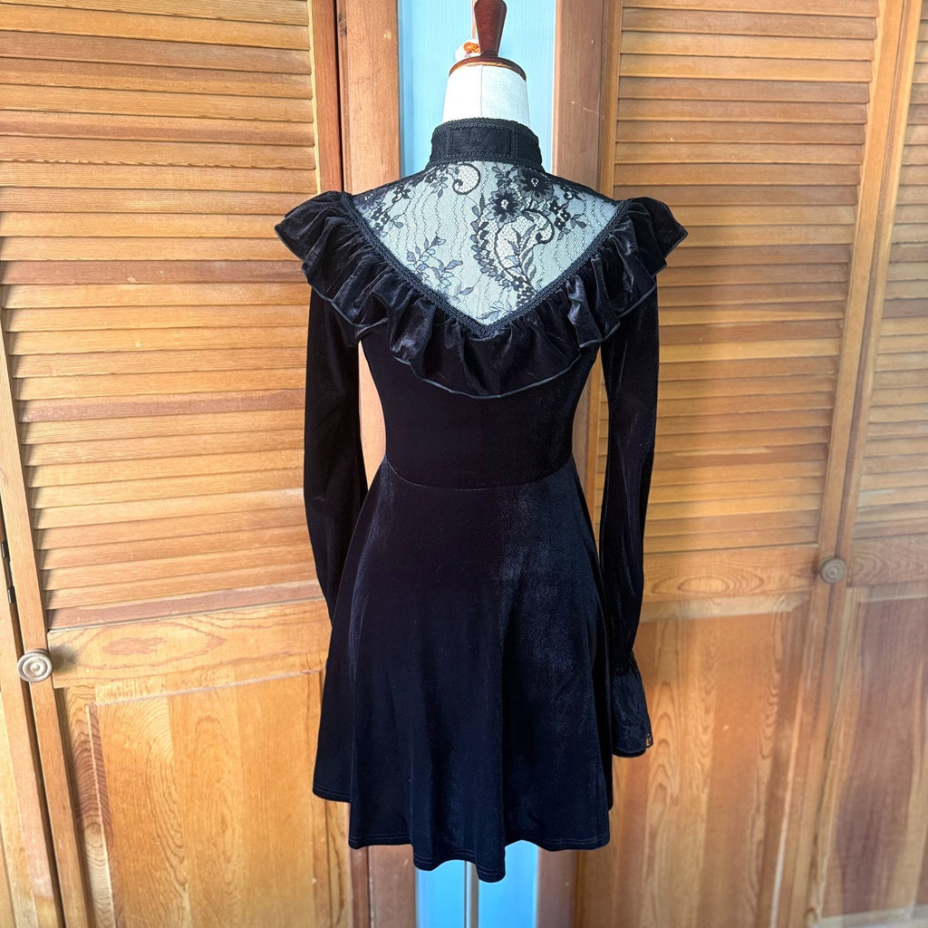 Dark In Love Gothic Lolita Victorian Vampire Black Velvet Yours Truly Dress