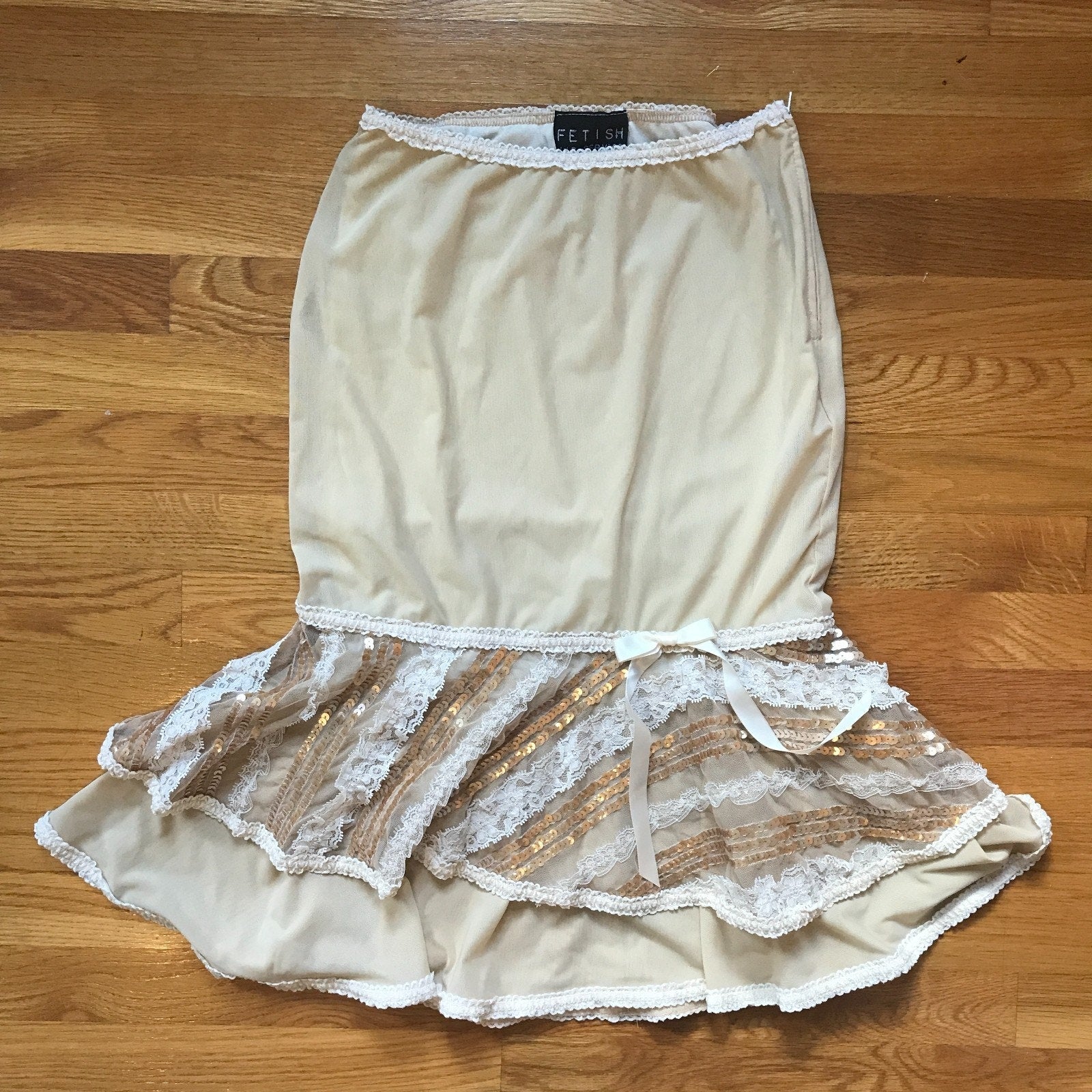 Lip Service Vintage Femmes of Folly Gothic Victorian Ivory Lace Sequined Skirt M