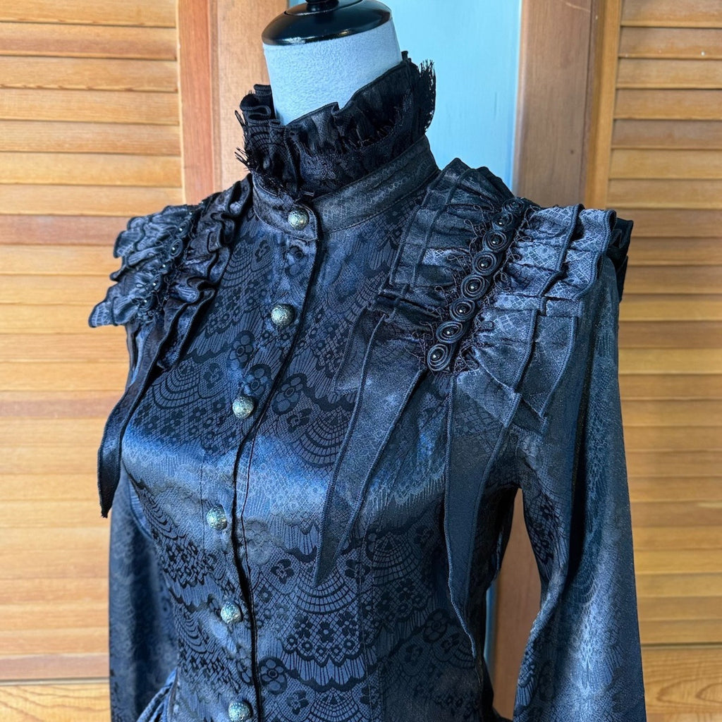 Devil Fashion Gothic Victorian Aristocrat Vkei Ruffle Shoulder Shirt Top