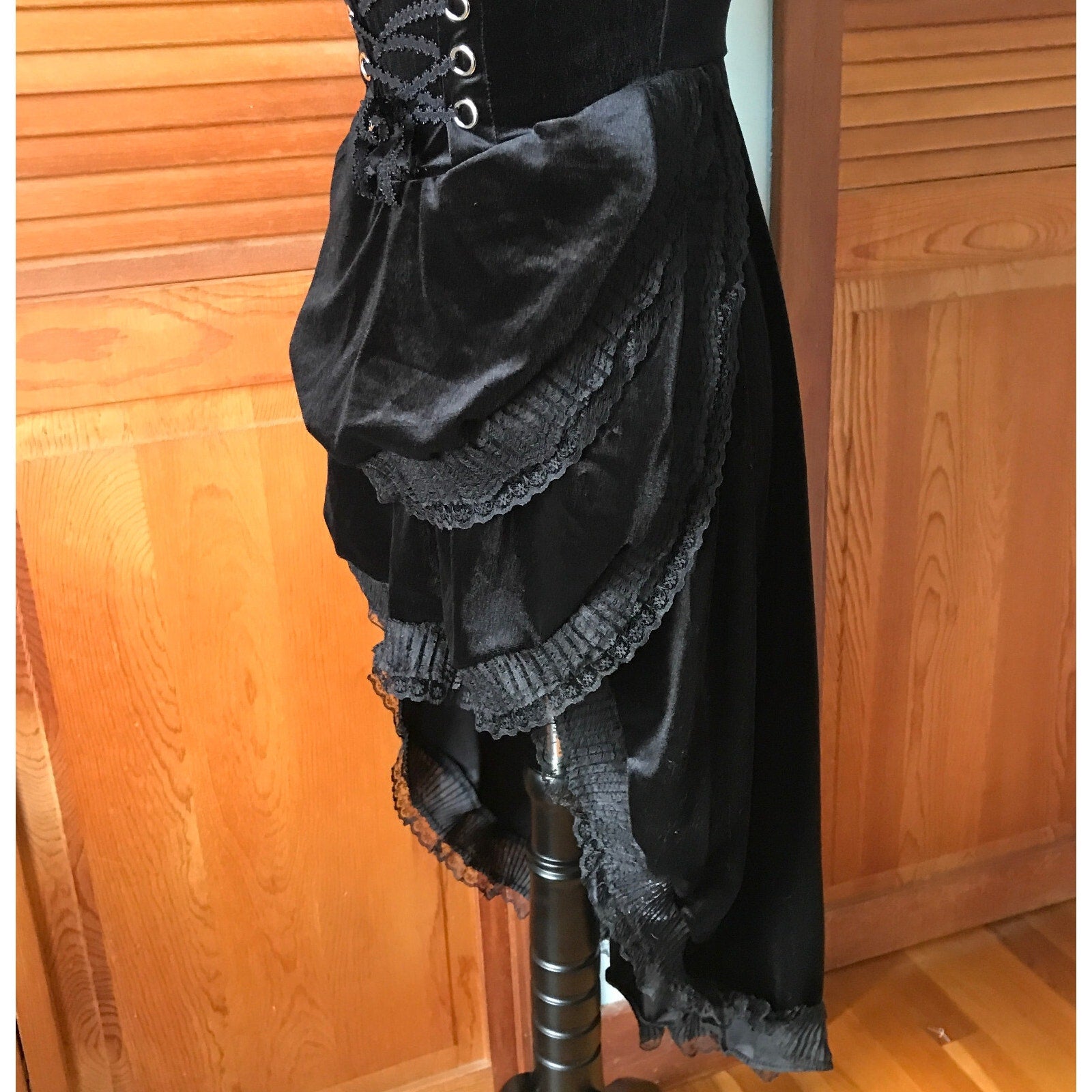 Gothic Victorian Torture Petals Black Velvet High Low Lace-Up Gown Dress S