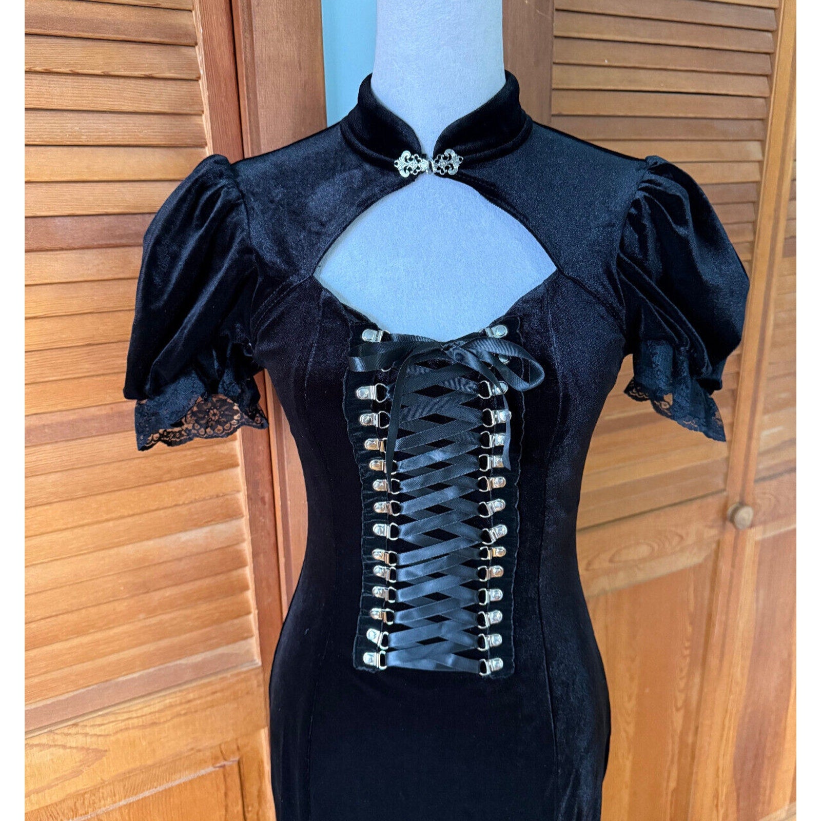 Gothic Victorian Visual Kei Velvet Obsessions Lace-up Front Gown Dress