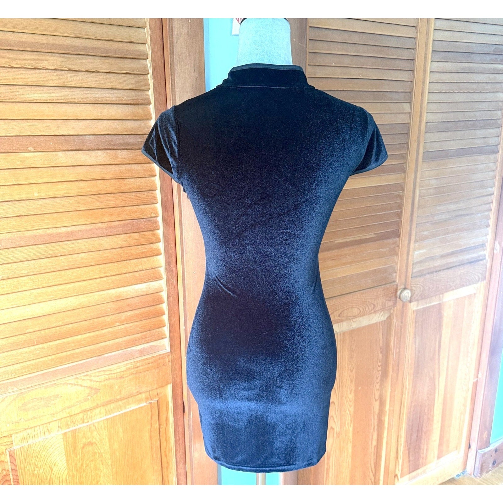 Gothic Victorian Punk Emo Shanghai Nights Black Velvet Cheongsam Dress