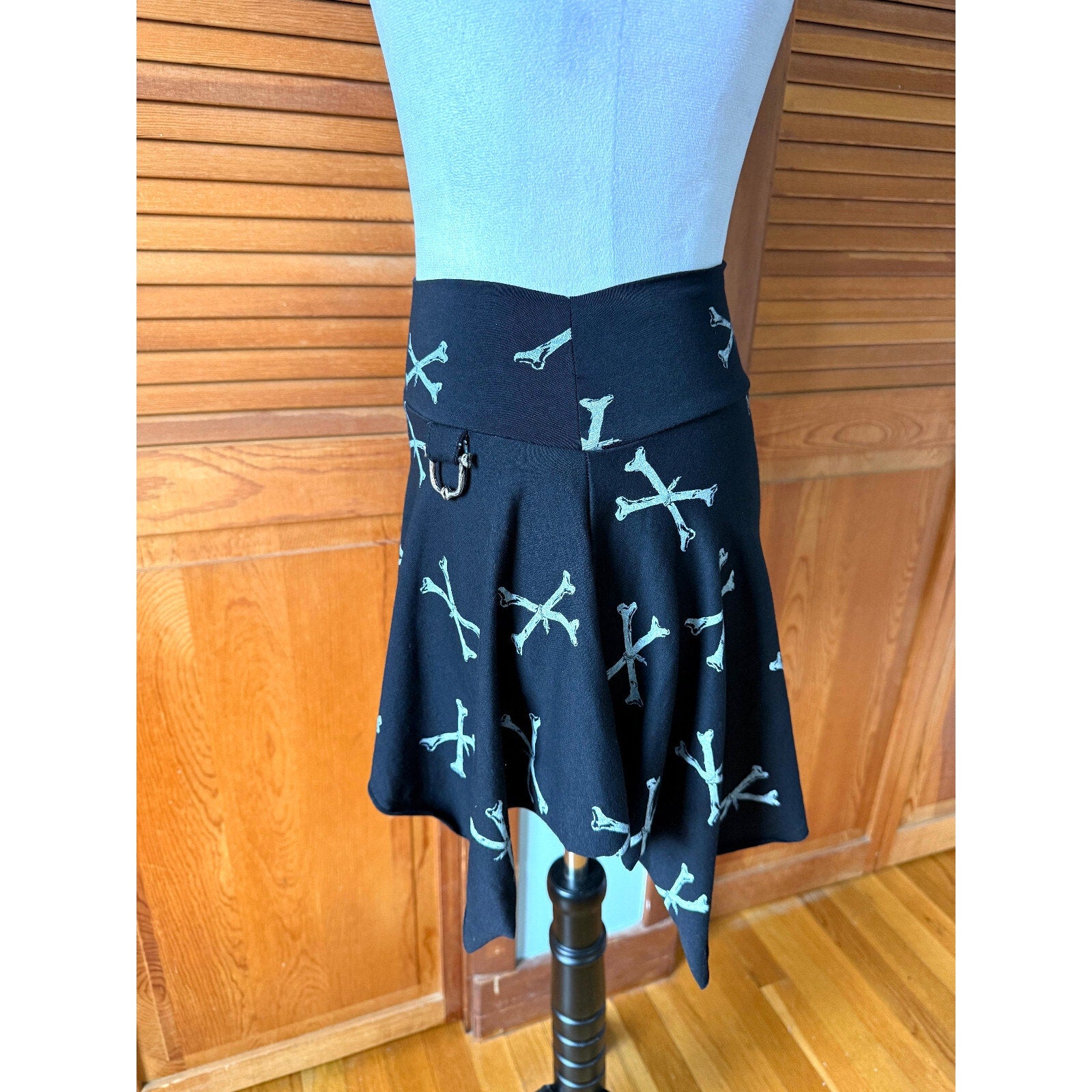 Vintage Lip Service Punk Goth Dem Bones Handkerchief Pixie Mini Skirt XS