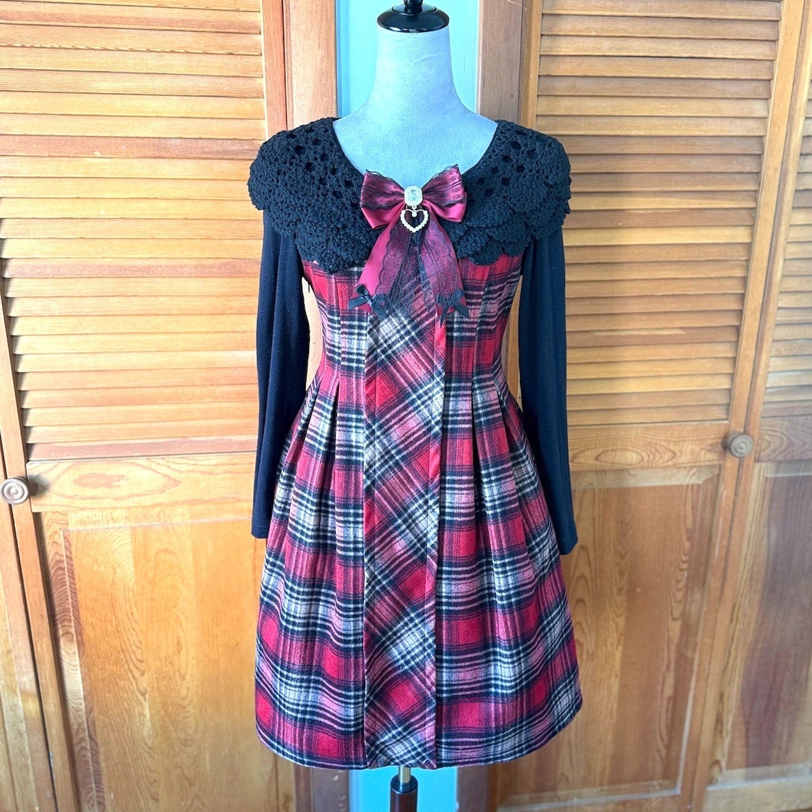 Gothic Lolita Punk EGL Gyaru Himekaji Black Red Plaid Wool Blend Dress w/ Bow M