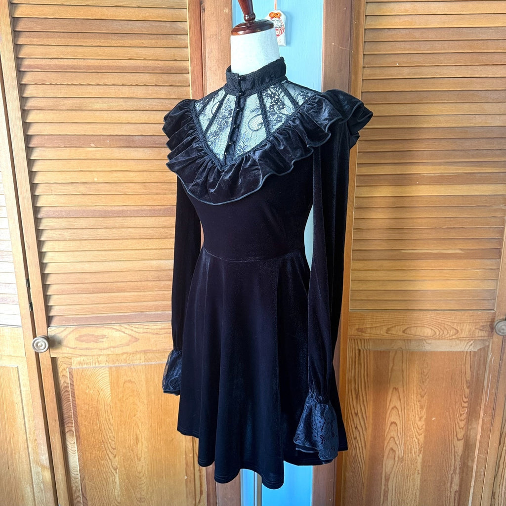 Dark In Love Gothic Lolita Victorian Vampire Black Velvet Yours Truly Dress