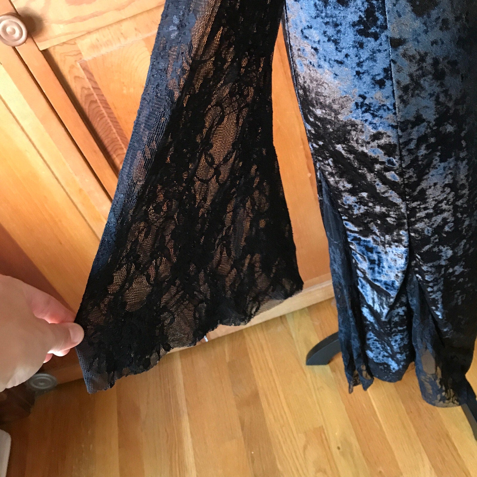 Gothic Victorian Scarlet Dreams Black Velvet & Lace Chain Cross Gown Dress
