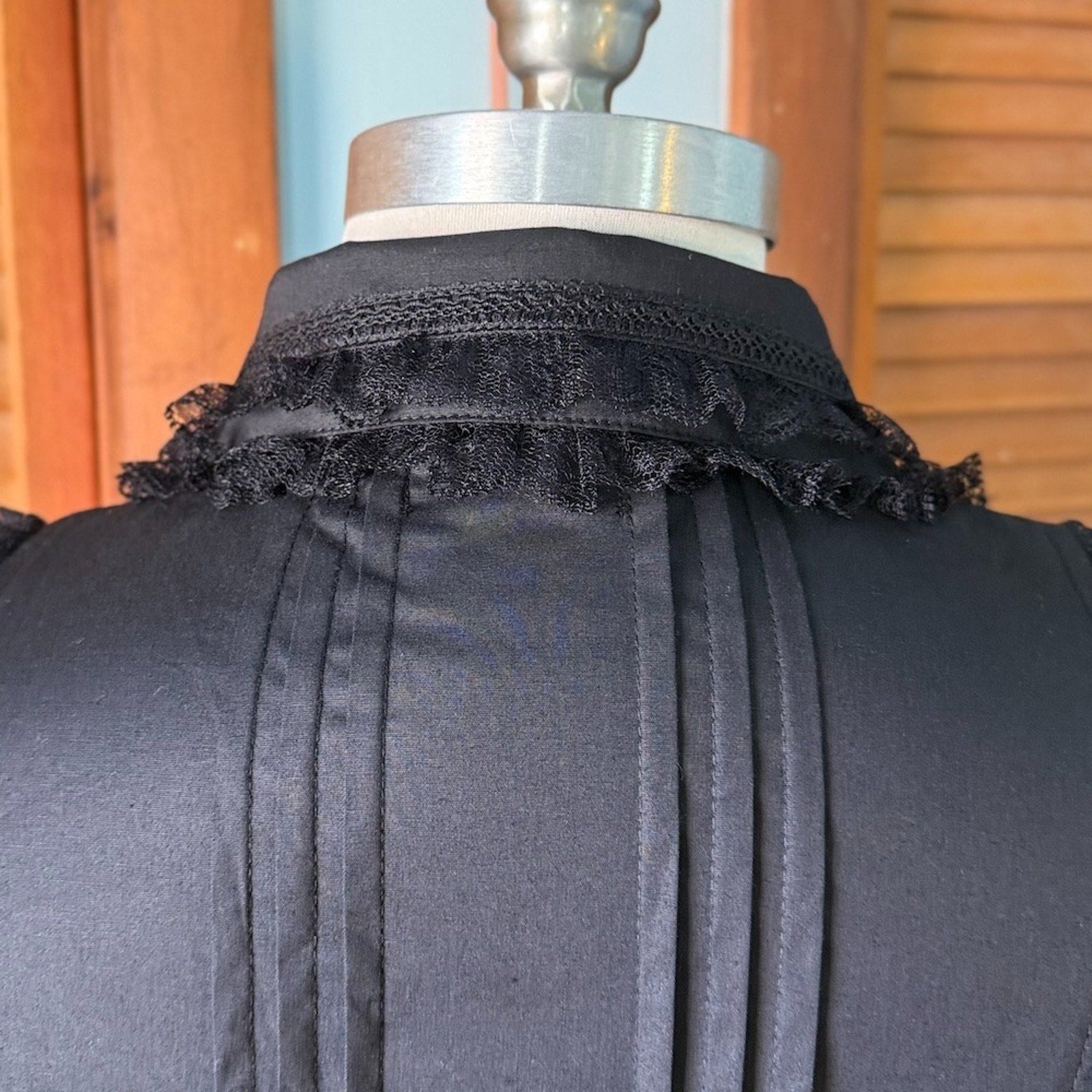 ACDC Rag Gothic Lolita EGL Aristocrat Black Bow Ruffle Transformer Shirt M