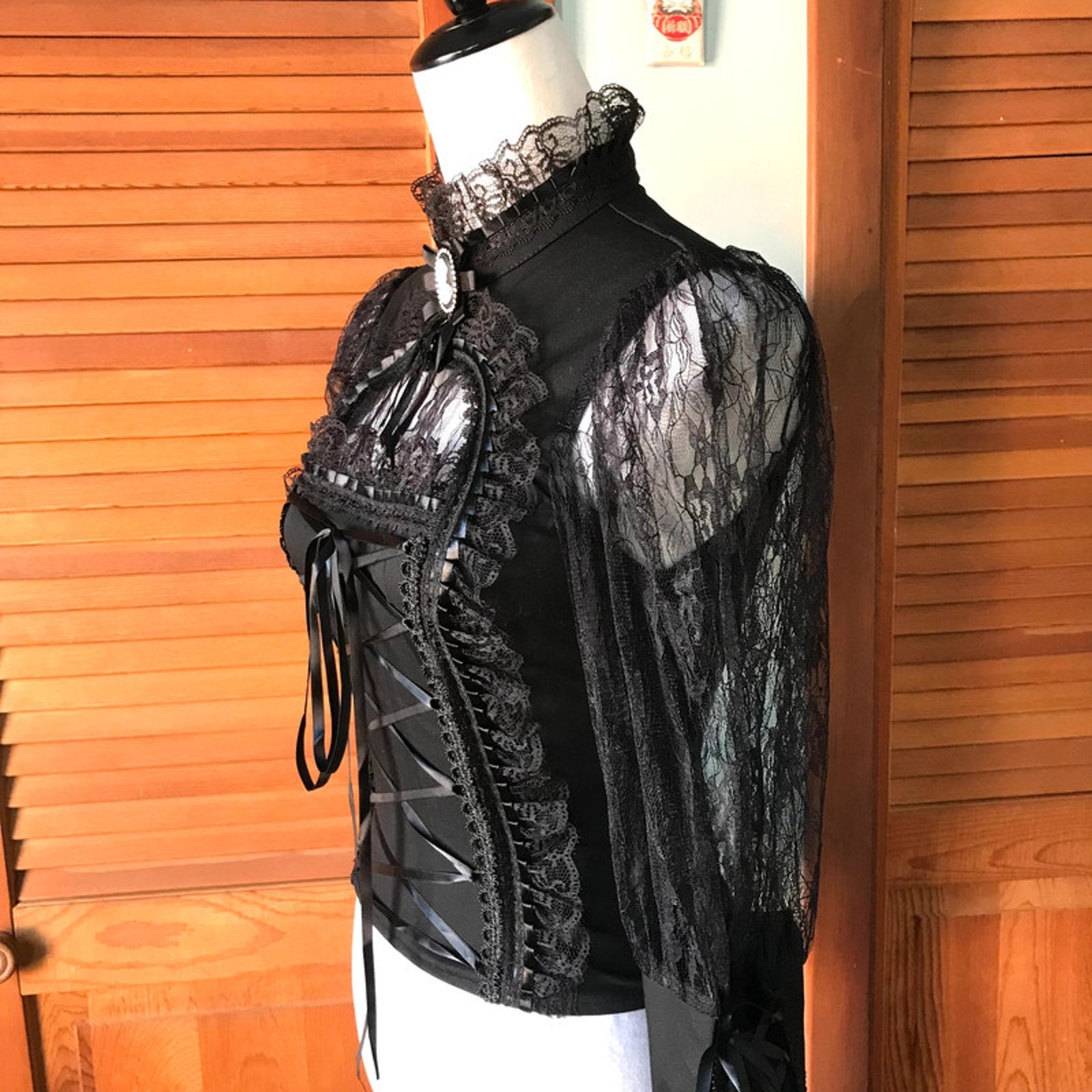 Phaze UK Gothic Lolita Victorian Aristocrat Cosplay Black Lace Up Cameo Top