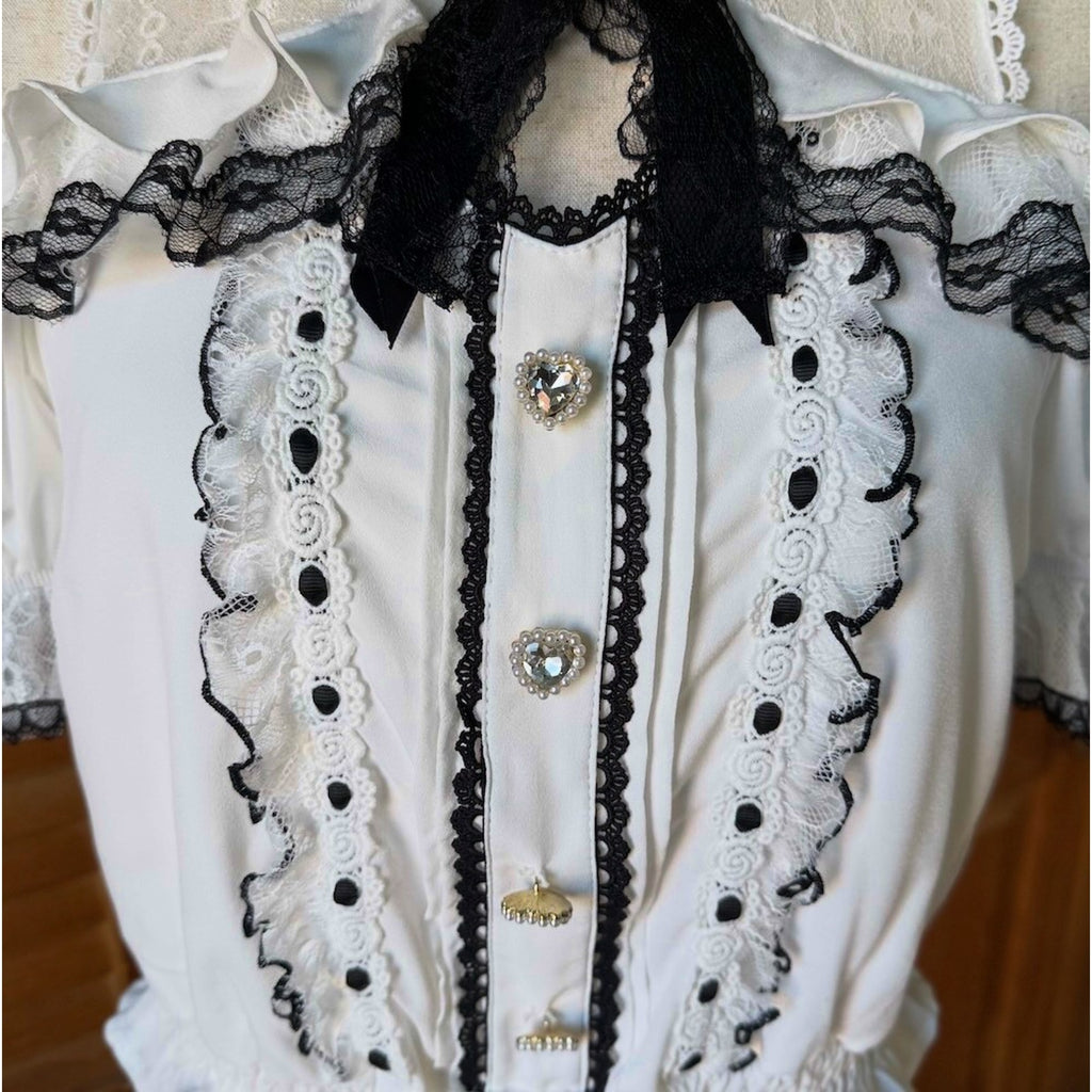 J-fashion Jirai Kei Gyaru Ryousangata Harajuku Bow Heart White Blouse Top