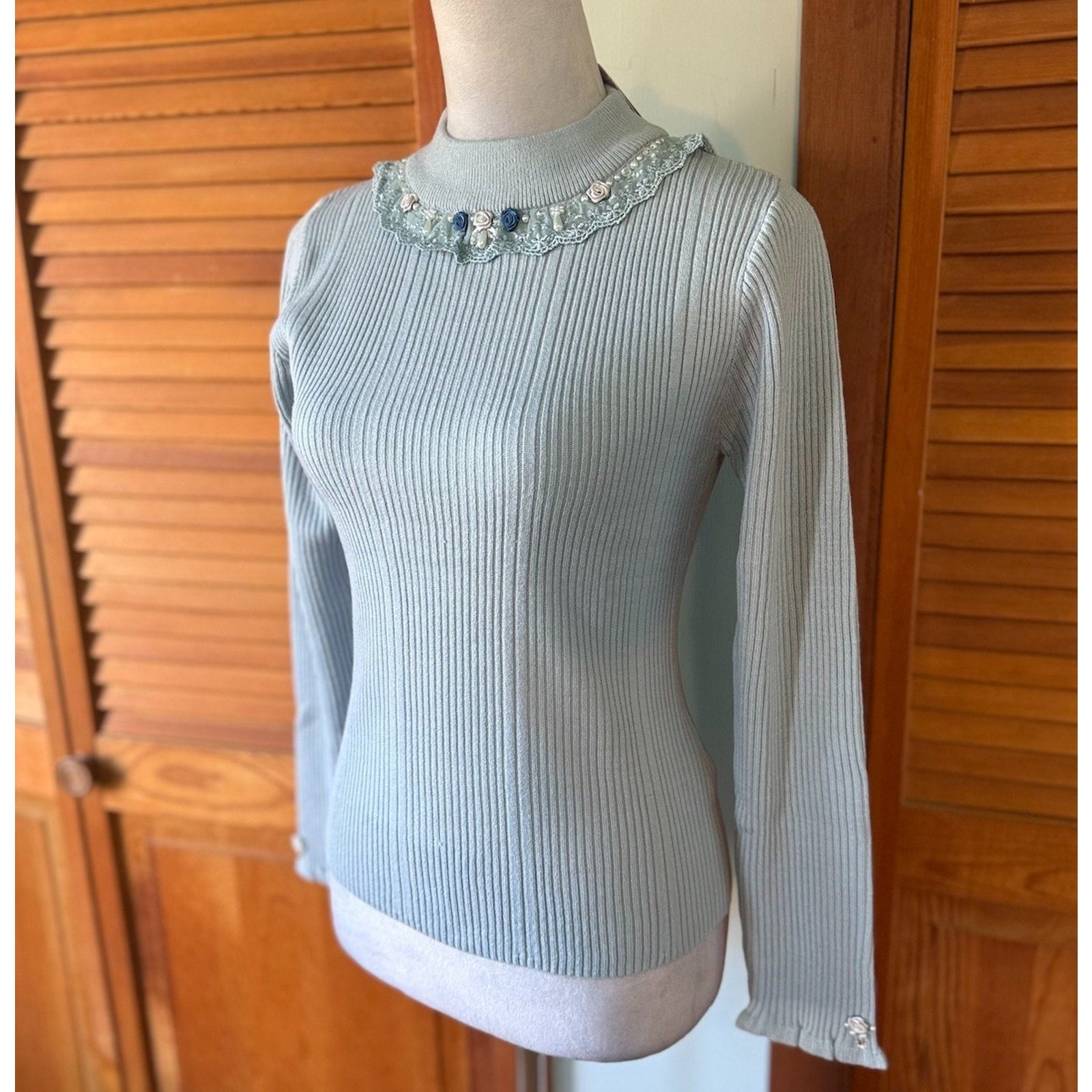 J-fashion Axes Femme Kawaii Jirai Gyaru Cottage Light Blue Sweater Top M