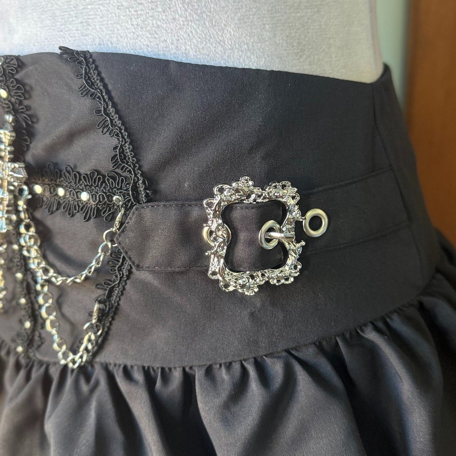 Punk Goth Emo Lolita Chain Cross & Buckle Black Ruffle Mini Skirt