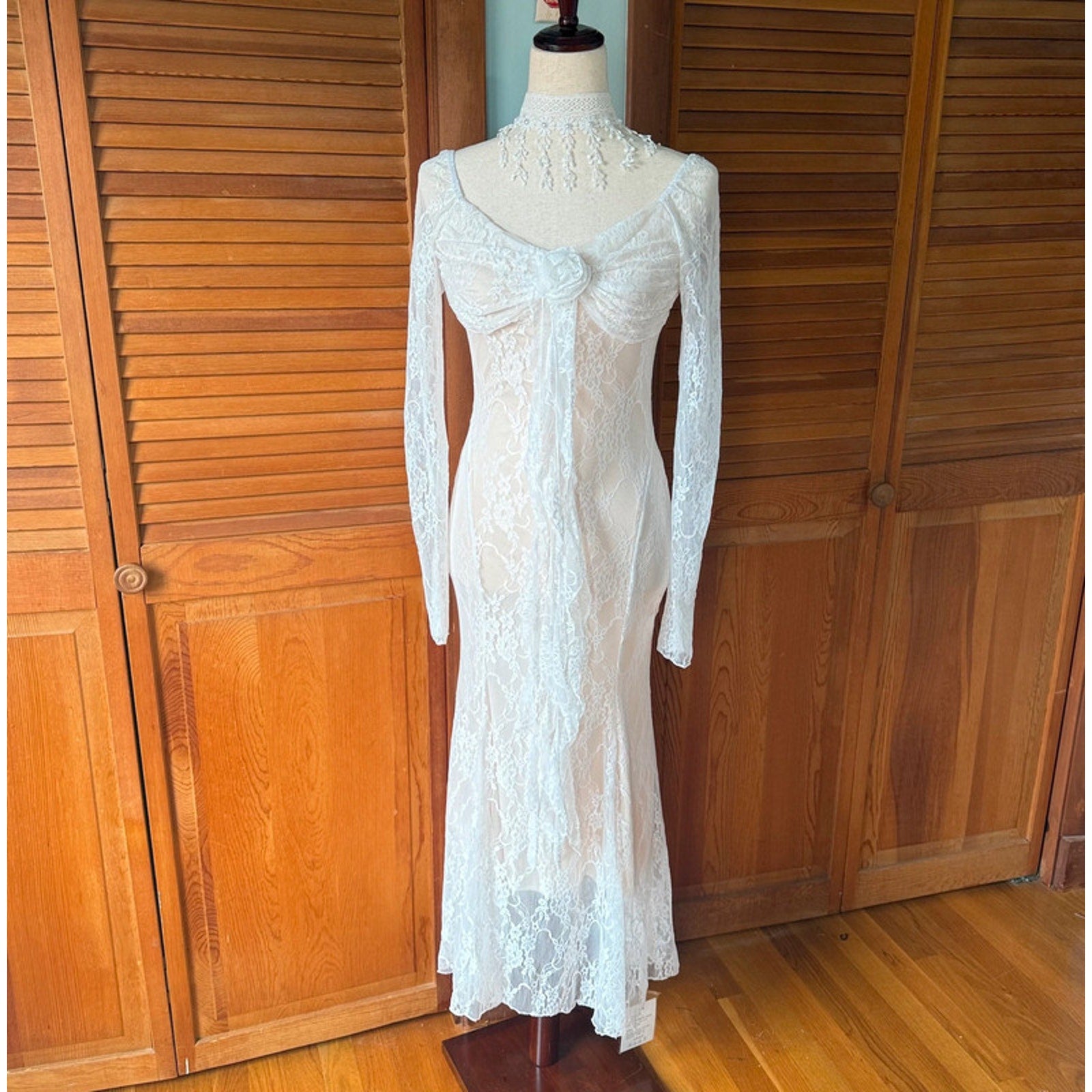 Whimsigoth Victorian Steampunk Lost Age of Innocence White Lace Rose Dress L