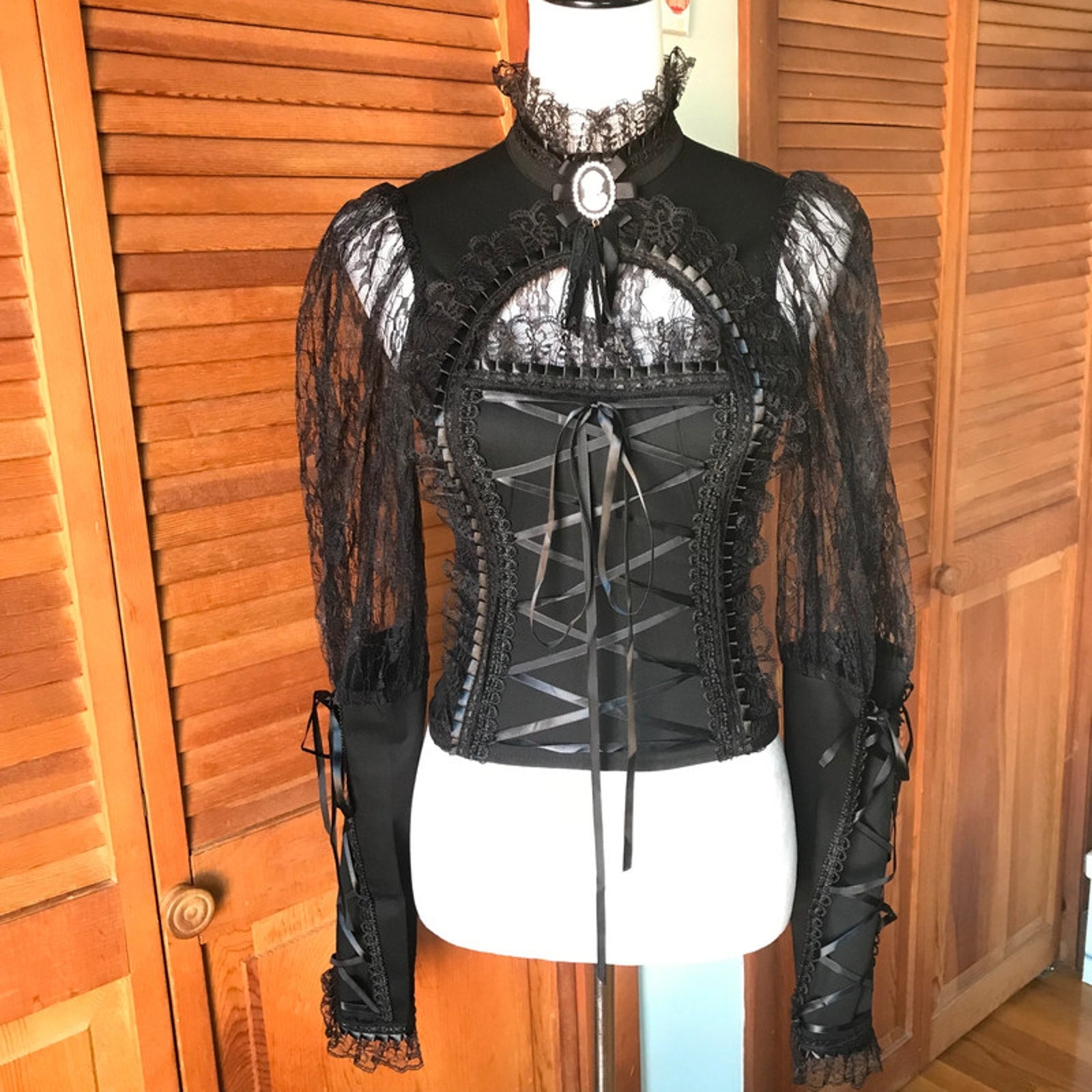 Phaze UK Gothic Lolita Victorian Aristocrat Cosplay Black Lace Up Cameo Top