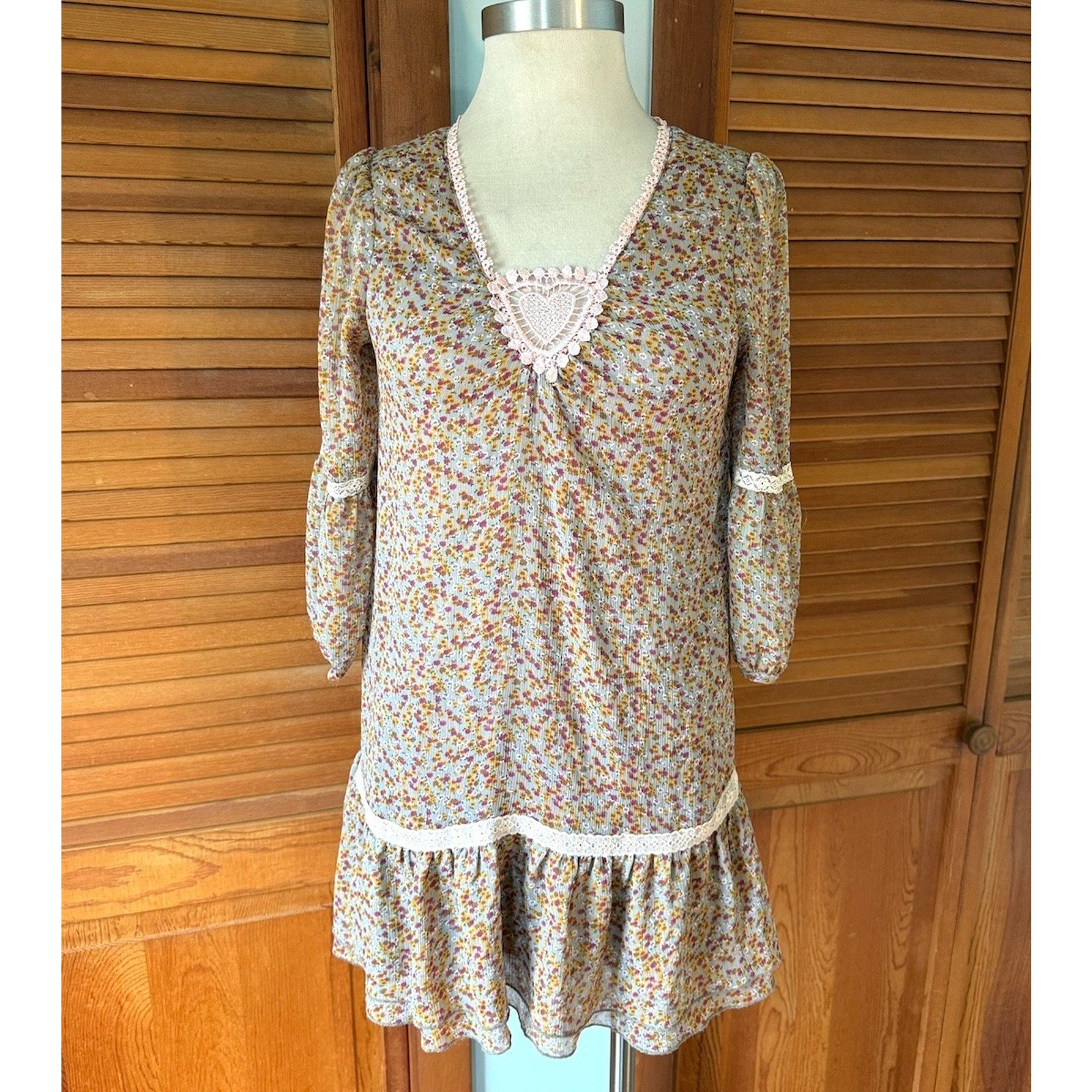 Axes Femme Lolita Jirai Gyaru Himekaji Kawaii Wild Flowers Tunic Dress M