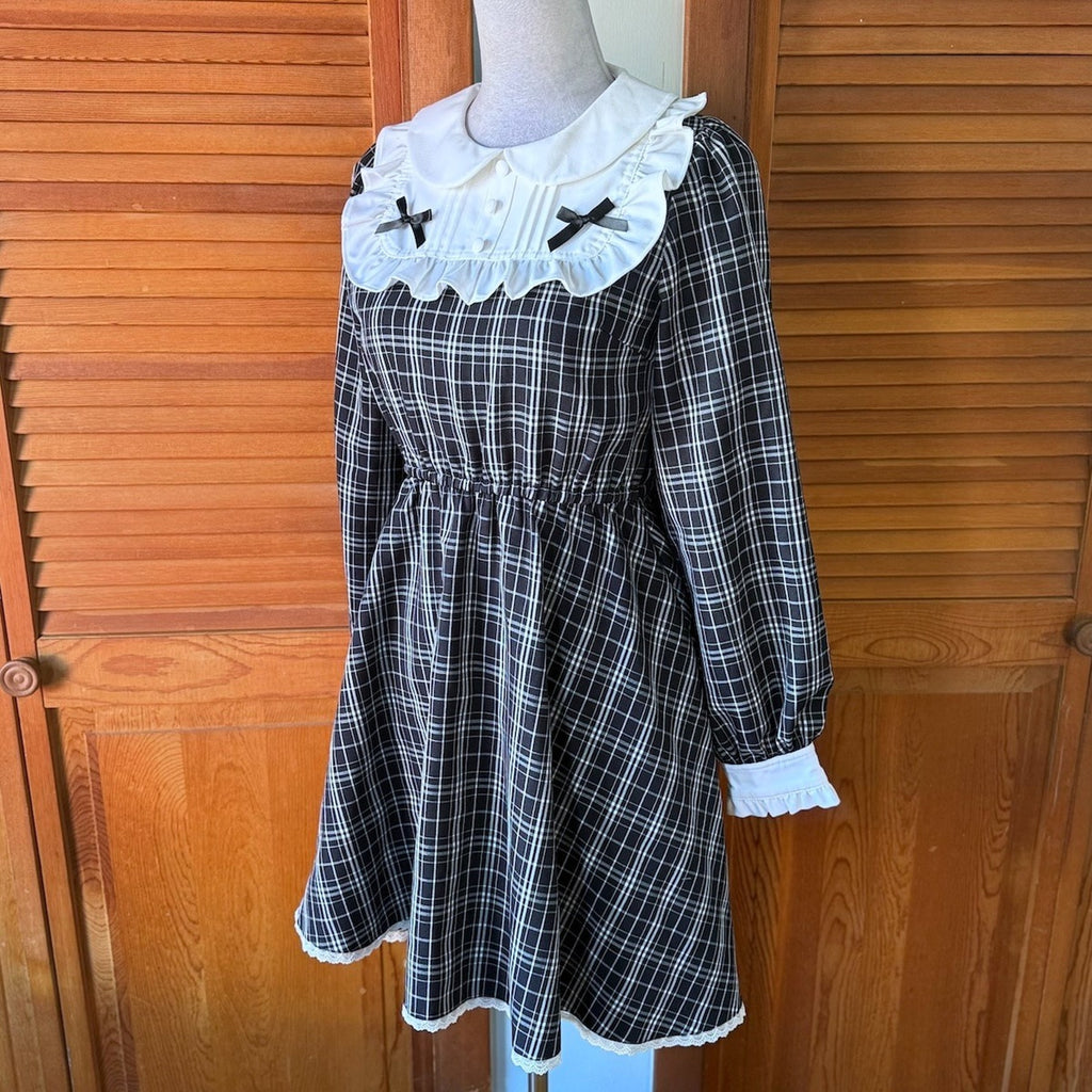 Honey Cinnamon J-fashion Jirai Gyaru Dollcore Black & White Plaid Dress M