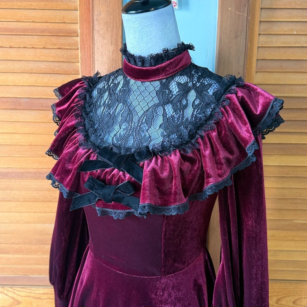 Dark In Love Gothic Victorian Vampire Little Claudia Blood Red Velvet Dress