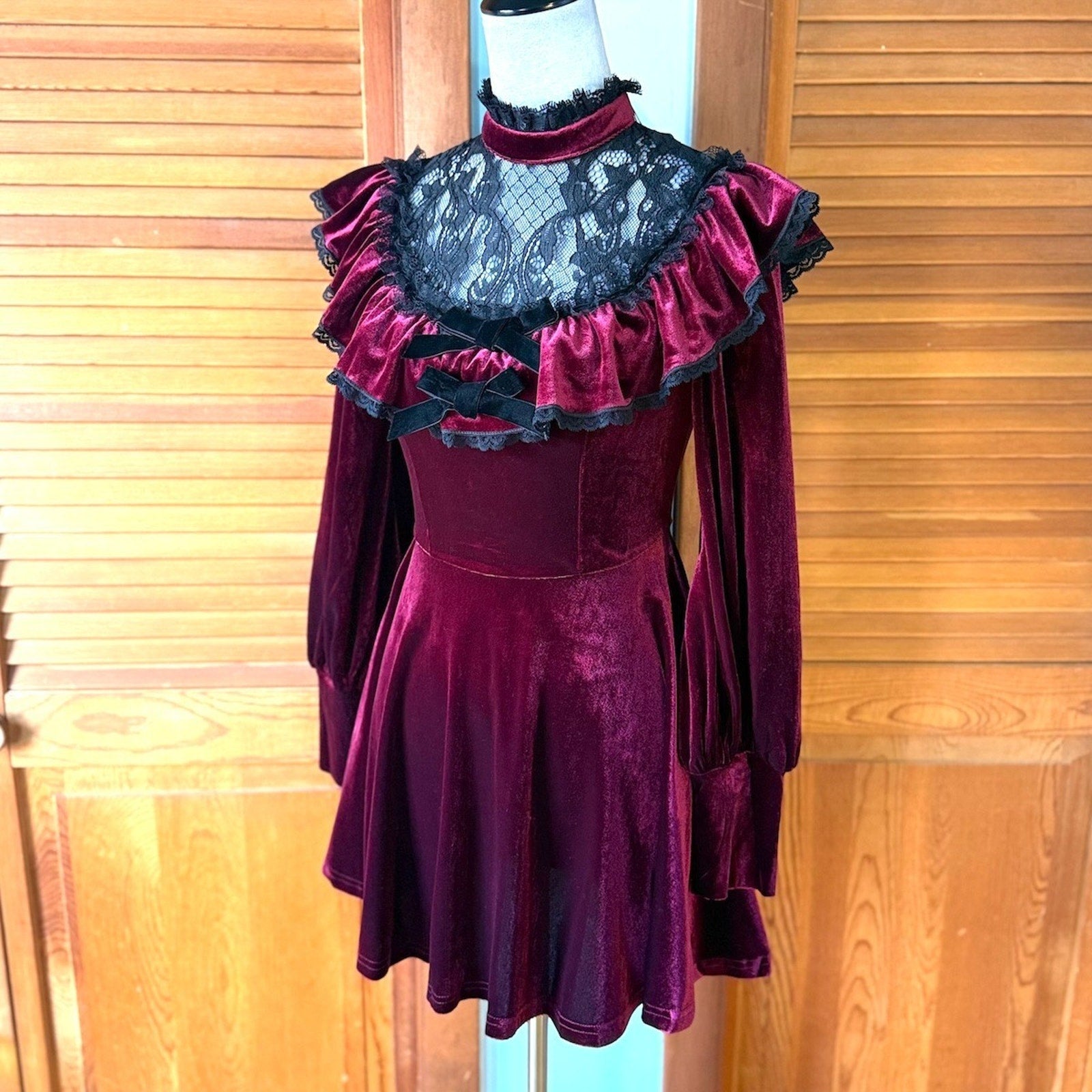 Dark In Love Gothic Victorian Vampire Little Claudia Blood Red Velvet Dress