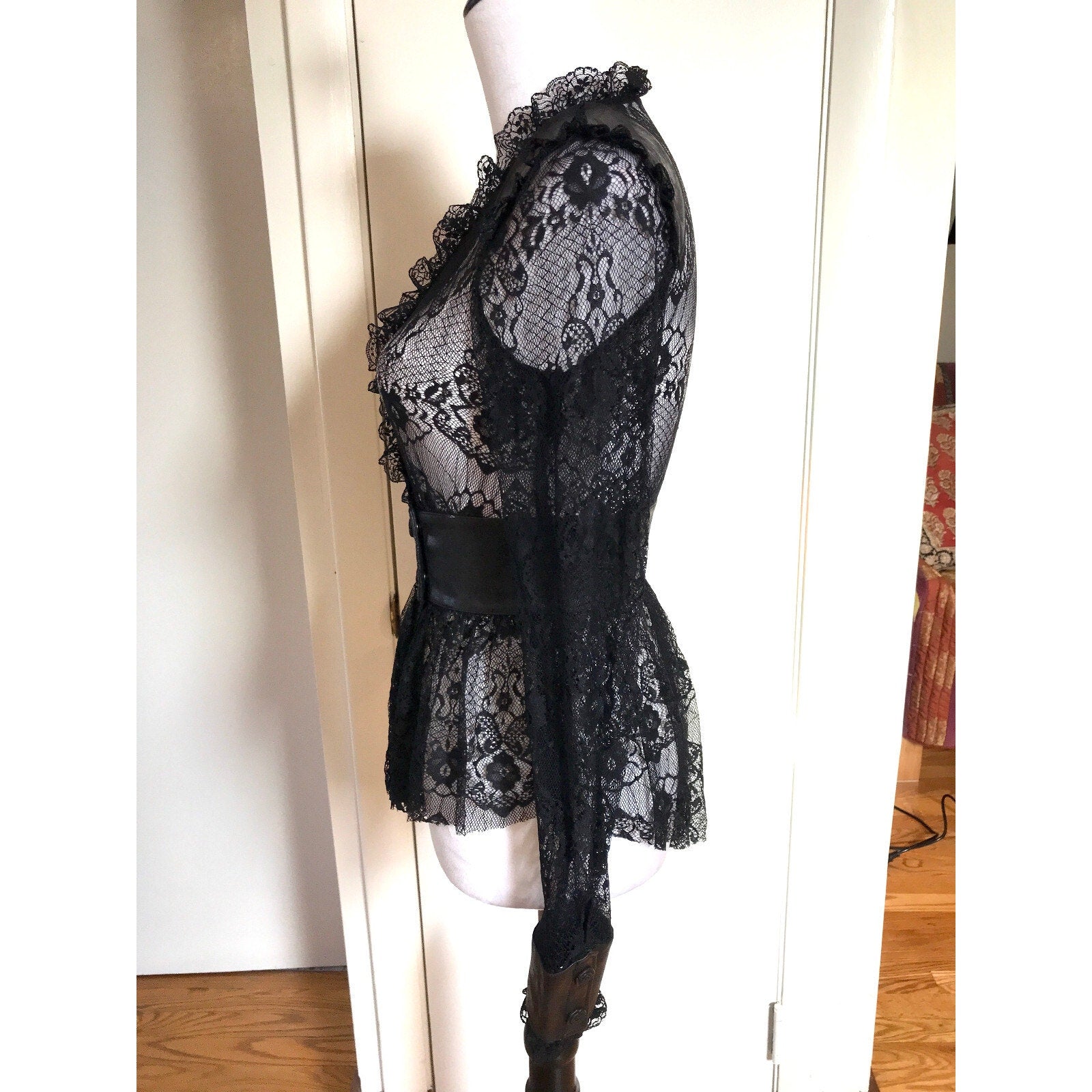Lip Service Vintage War of the Roses Gothic Victorian Black Lace Top XS