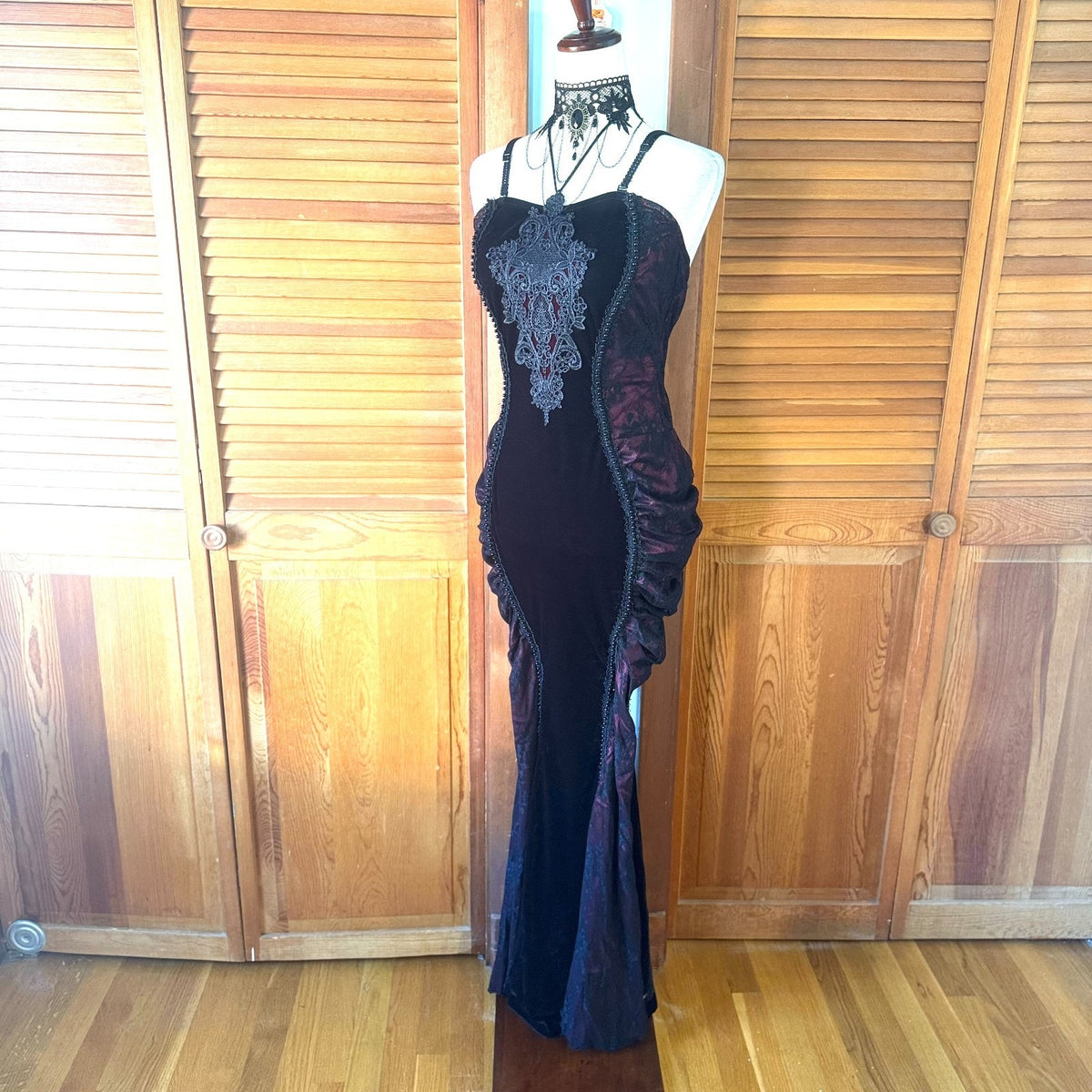 Devil Fashion Gothic Victorian Vampire Bloody Garden of Delight Gown Dress