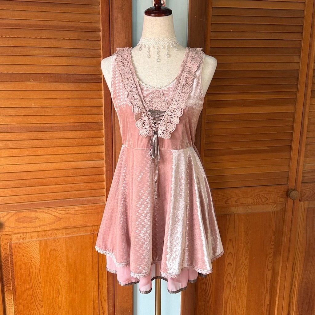 Axes Femme J-fashion Gyaru Jirai Kei Dollcore Pink Velvet Ruffle Dress S-M