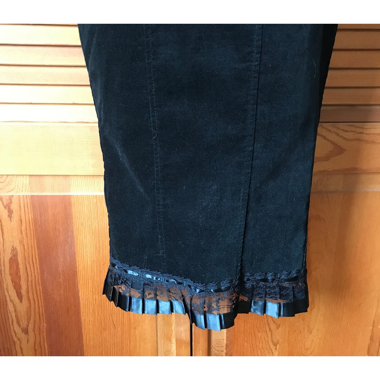 Vintage Lip Service Lost Velvet Empire Gothic Victorian Steampunk Skirt XS